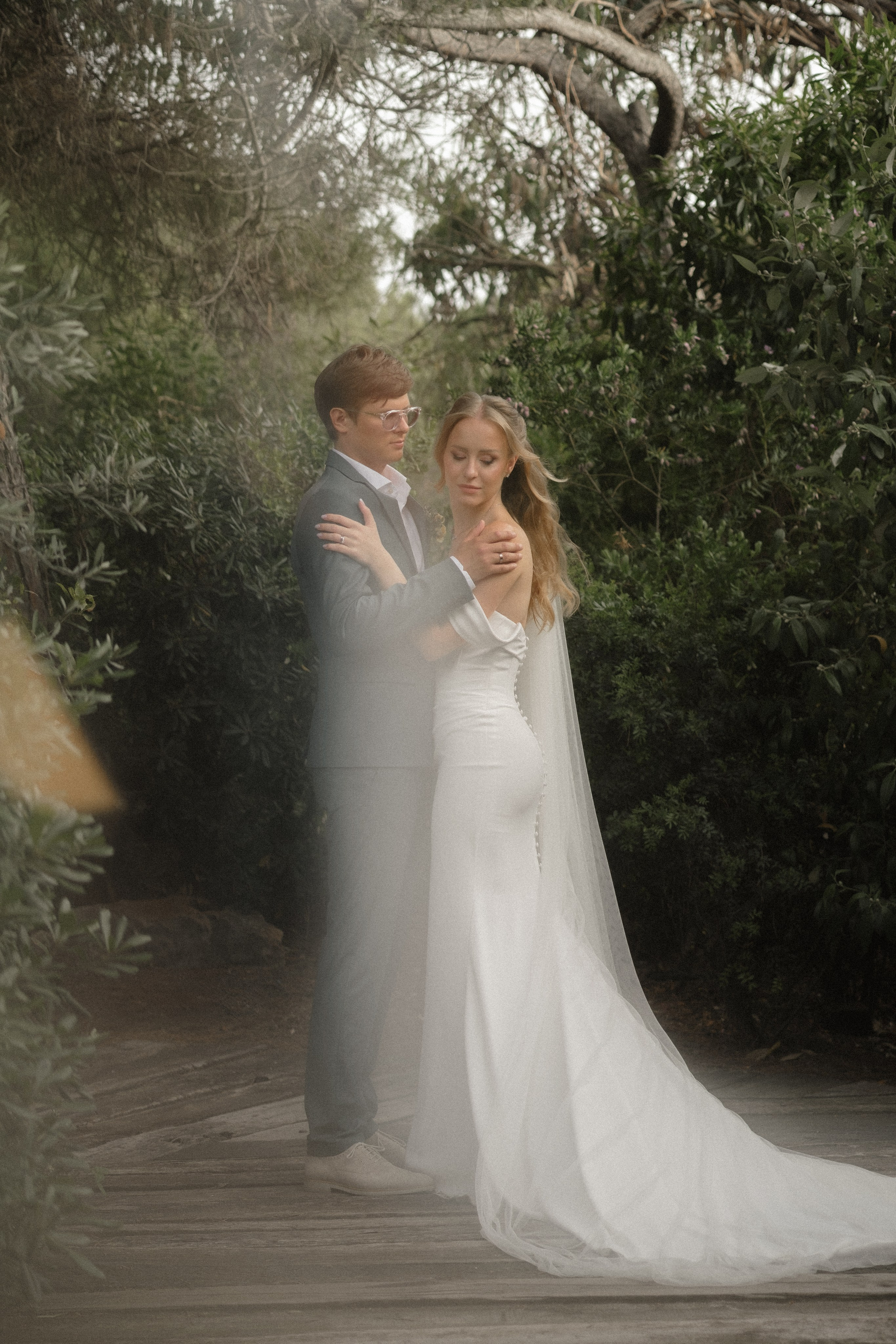 Mari & Tom. Paola wedding photographer / videographer in Barcelona