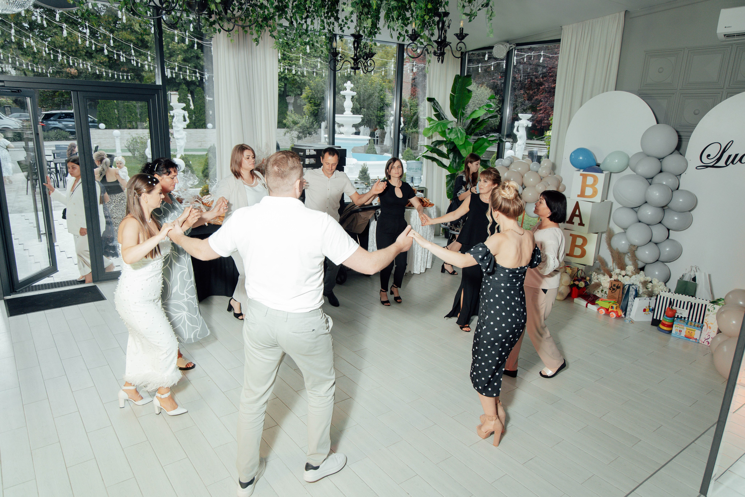 Cumetrie. Свадебный Фотограф, Детский и семейый Фотограф Молдова