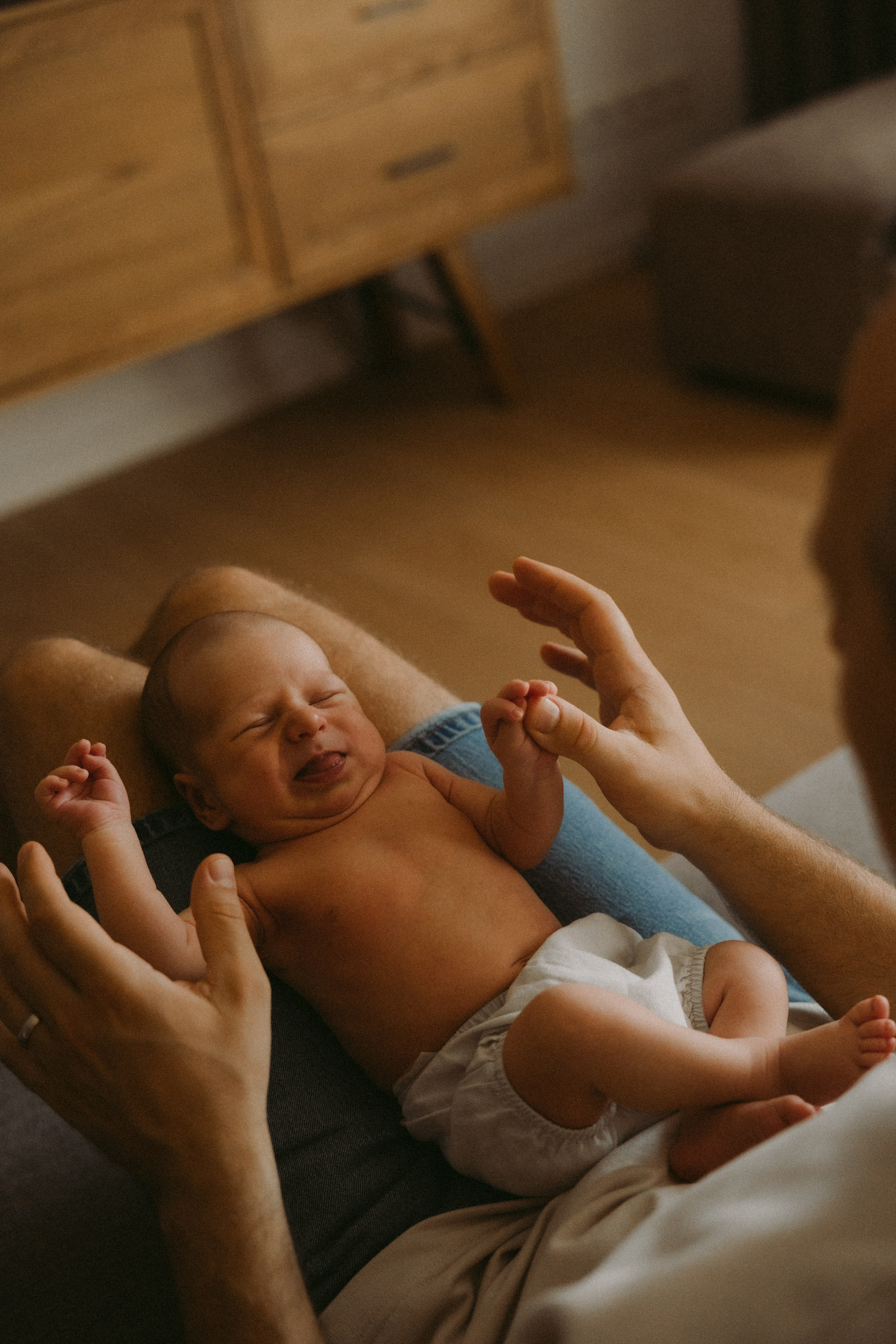 Lifestyle newborn fotosesija | HOME. Vestuvių ir šeimų fotografė Lena Bondarenko / belove photo