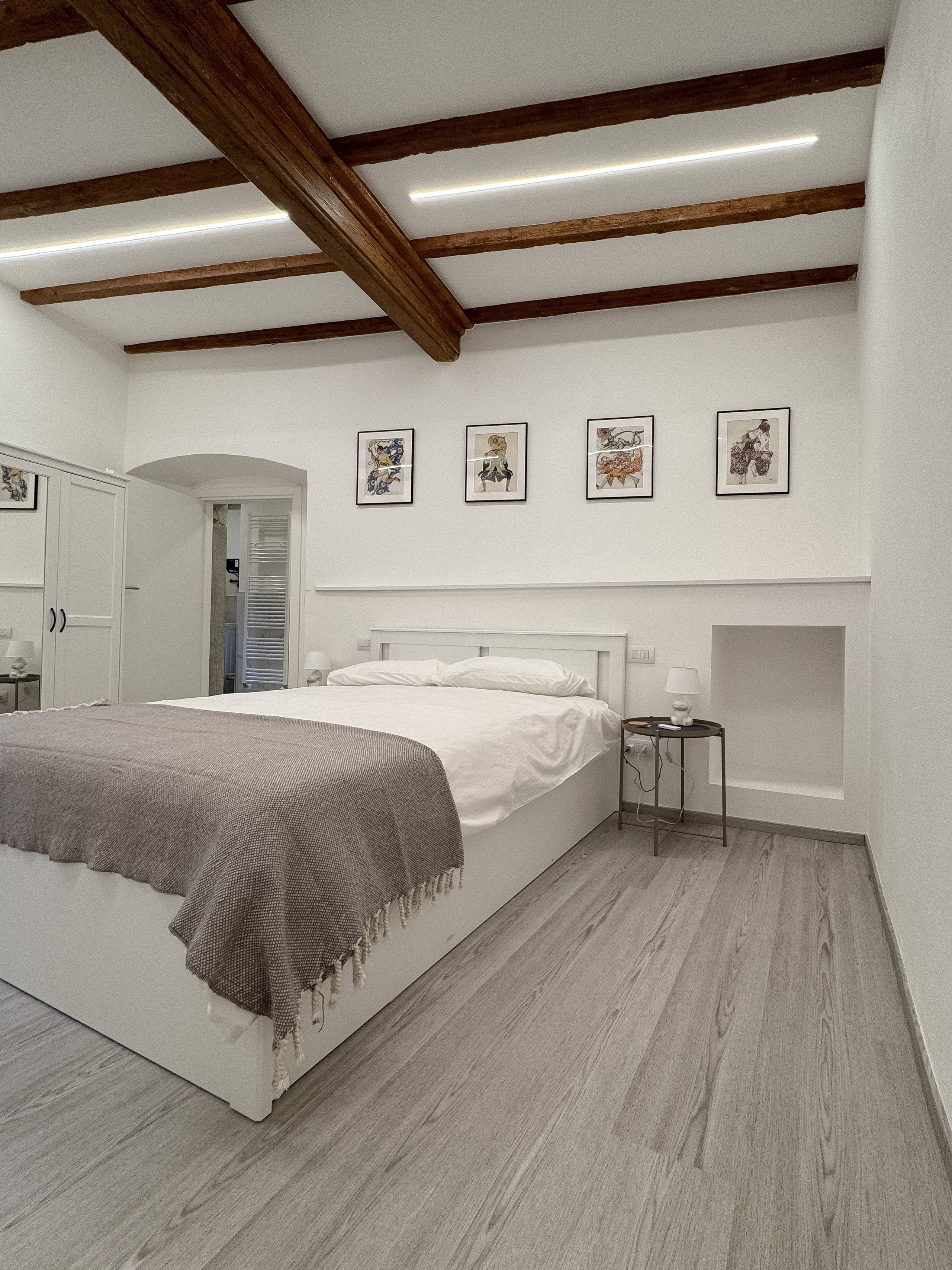 Lake Maggiore apartment. PHOTOGRAPHER IN ITALY