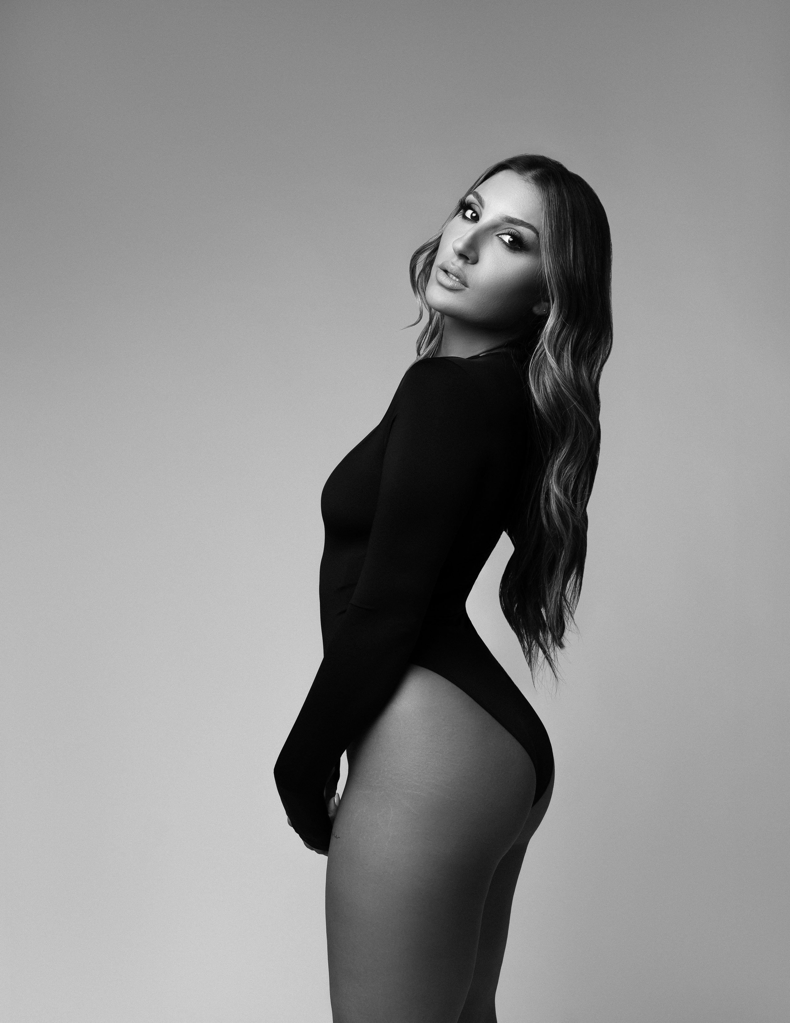 Portraits. Los Angeles maternity, boudoir and family photographer