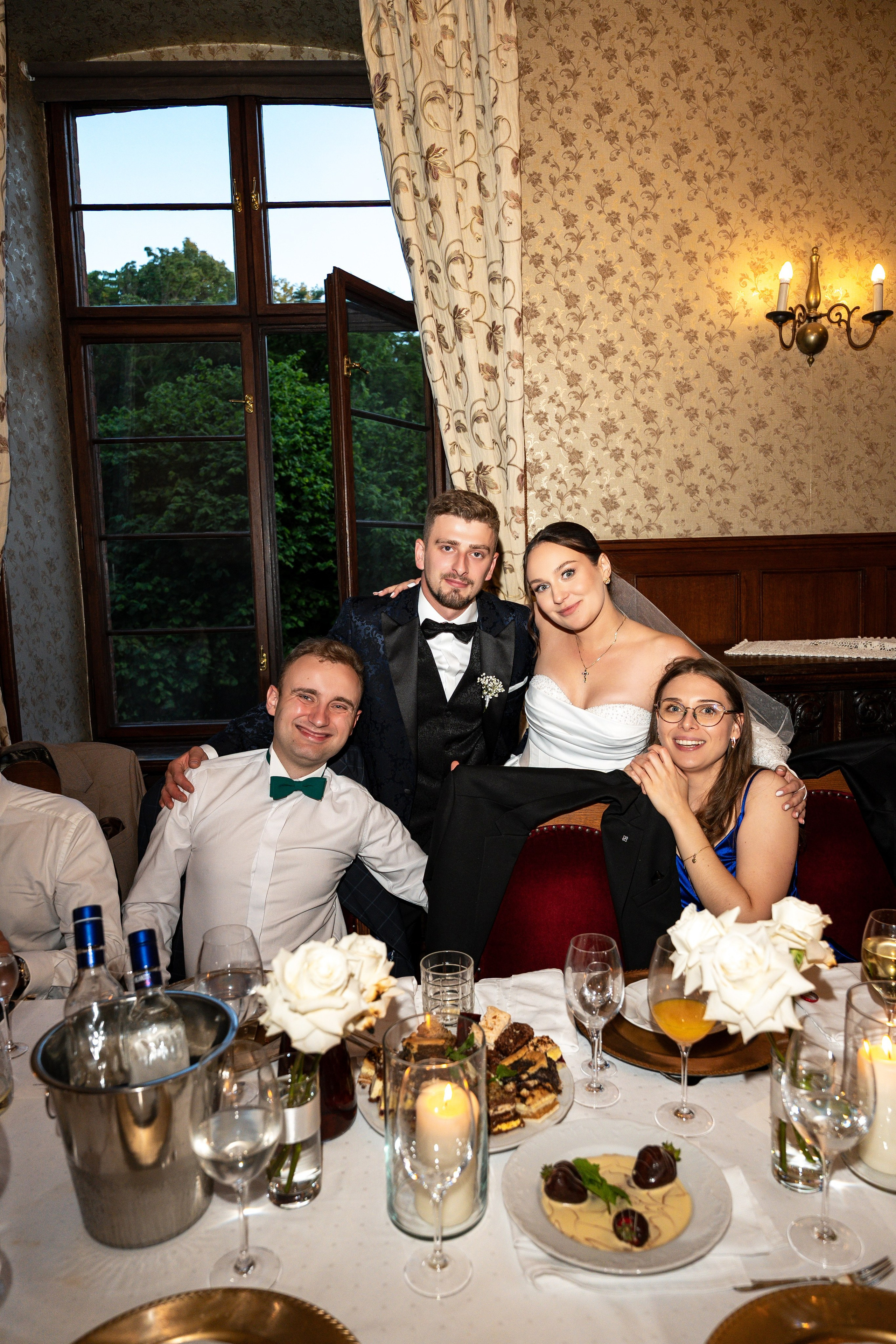E&N: Zamek w Rzucewie. SL Wedding Photo — Editorial, Elegant & Timeless Wedding Photography in Poland and Across Europe