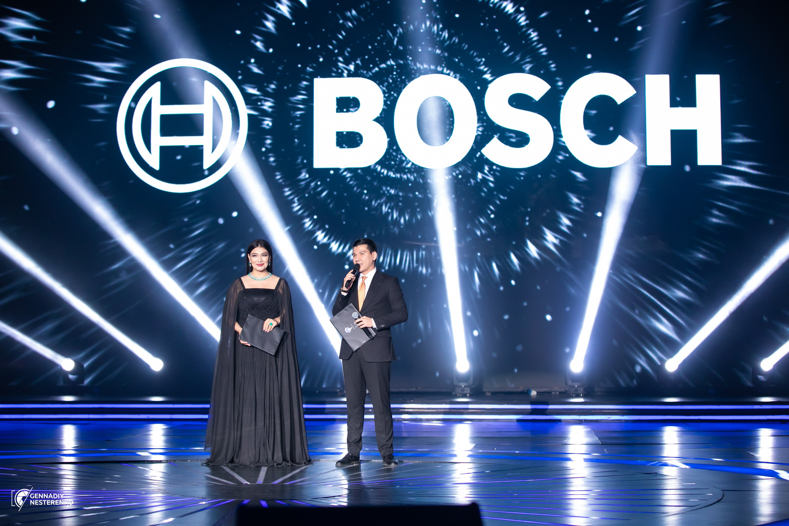 Презентация BOSCH CARBON BLACK. Профессиональная Фото-Видео Студия Геннадия Нестеренко | Ташкент и Весь Узбекистан