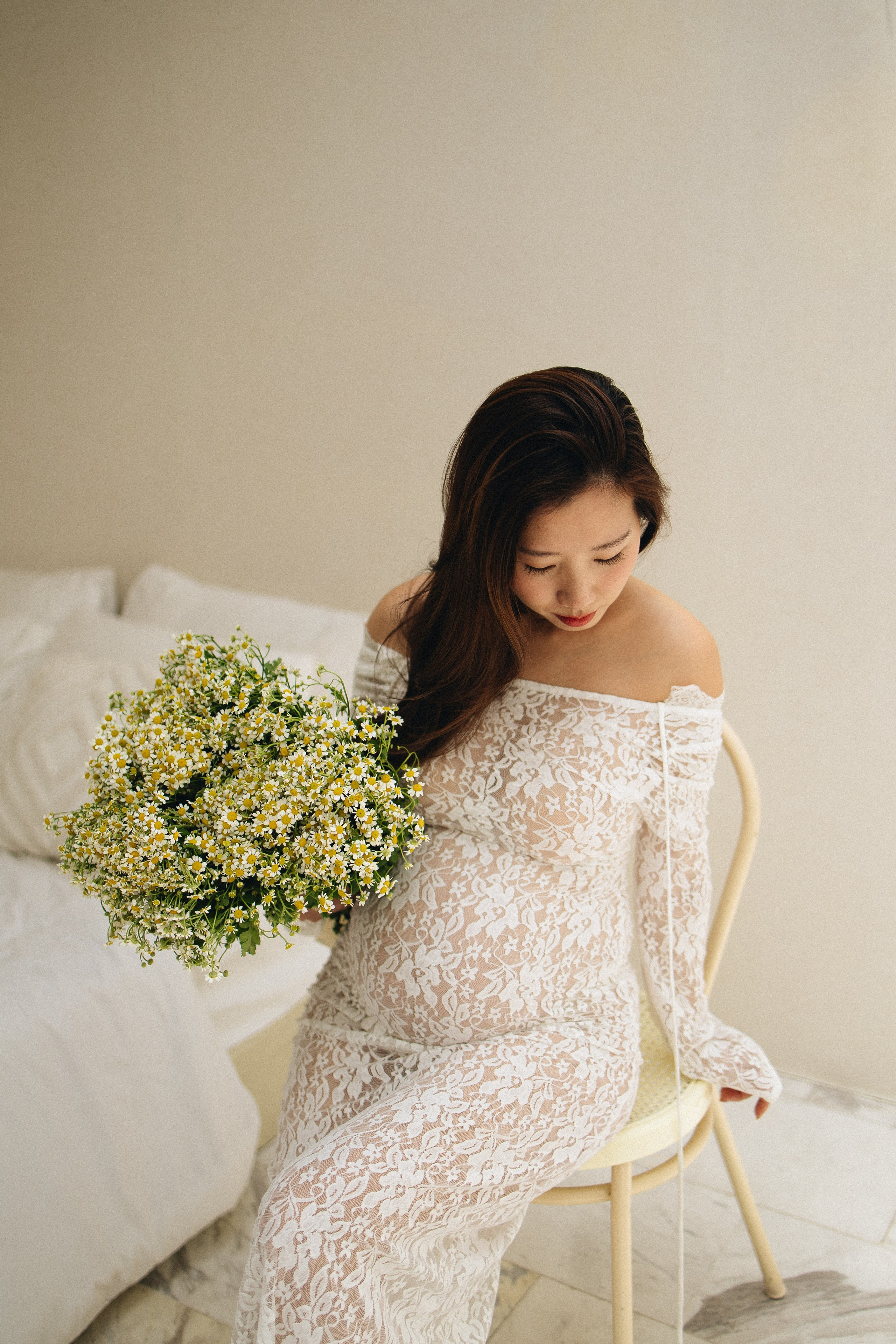 The Sweetest Anticipation. Family and wedding photographer in Bangkok, Thailand
