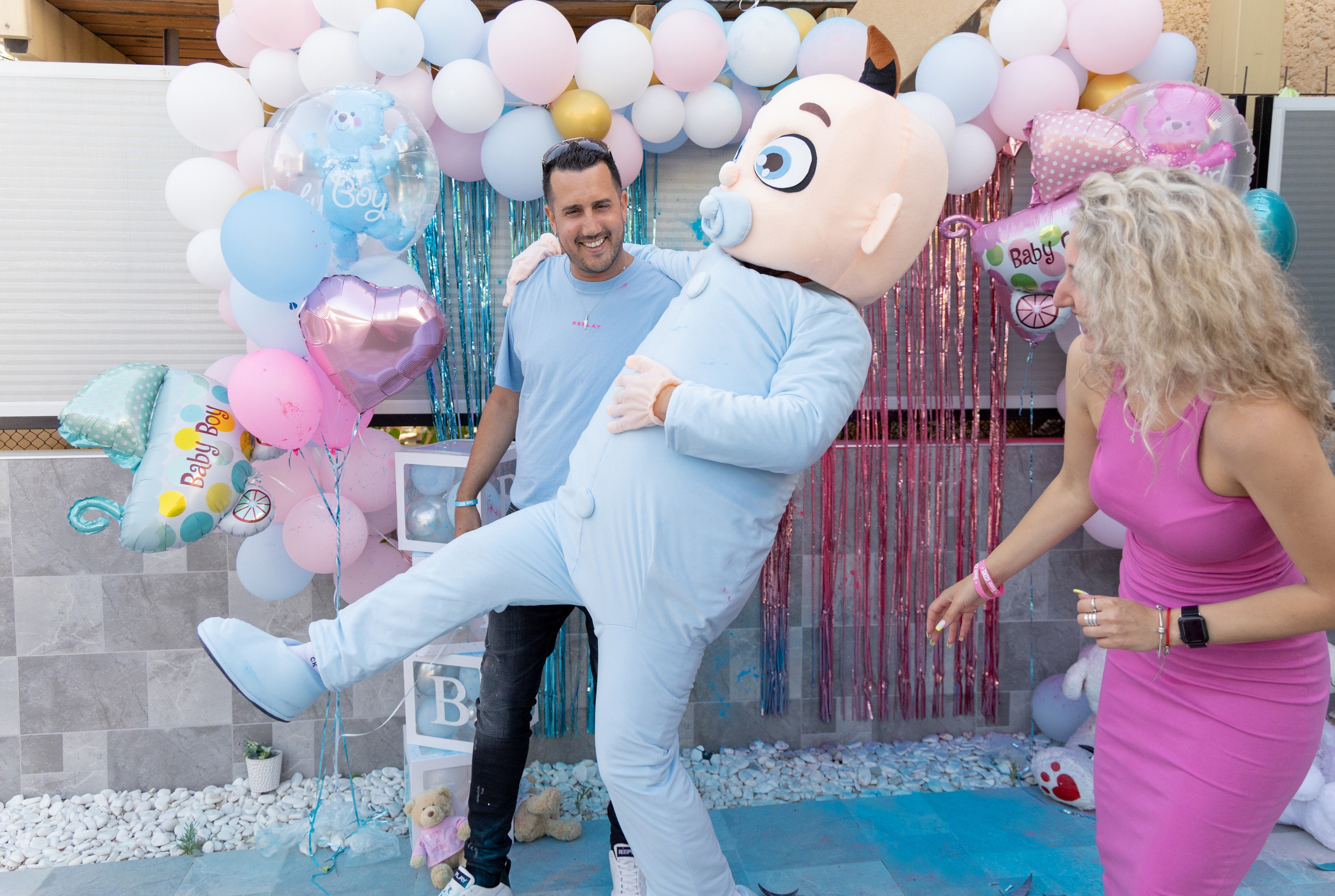 Gender Party for Alina and Michael. Home