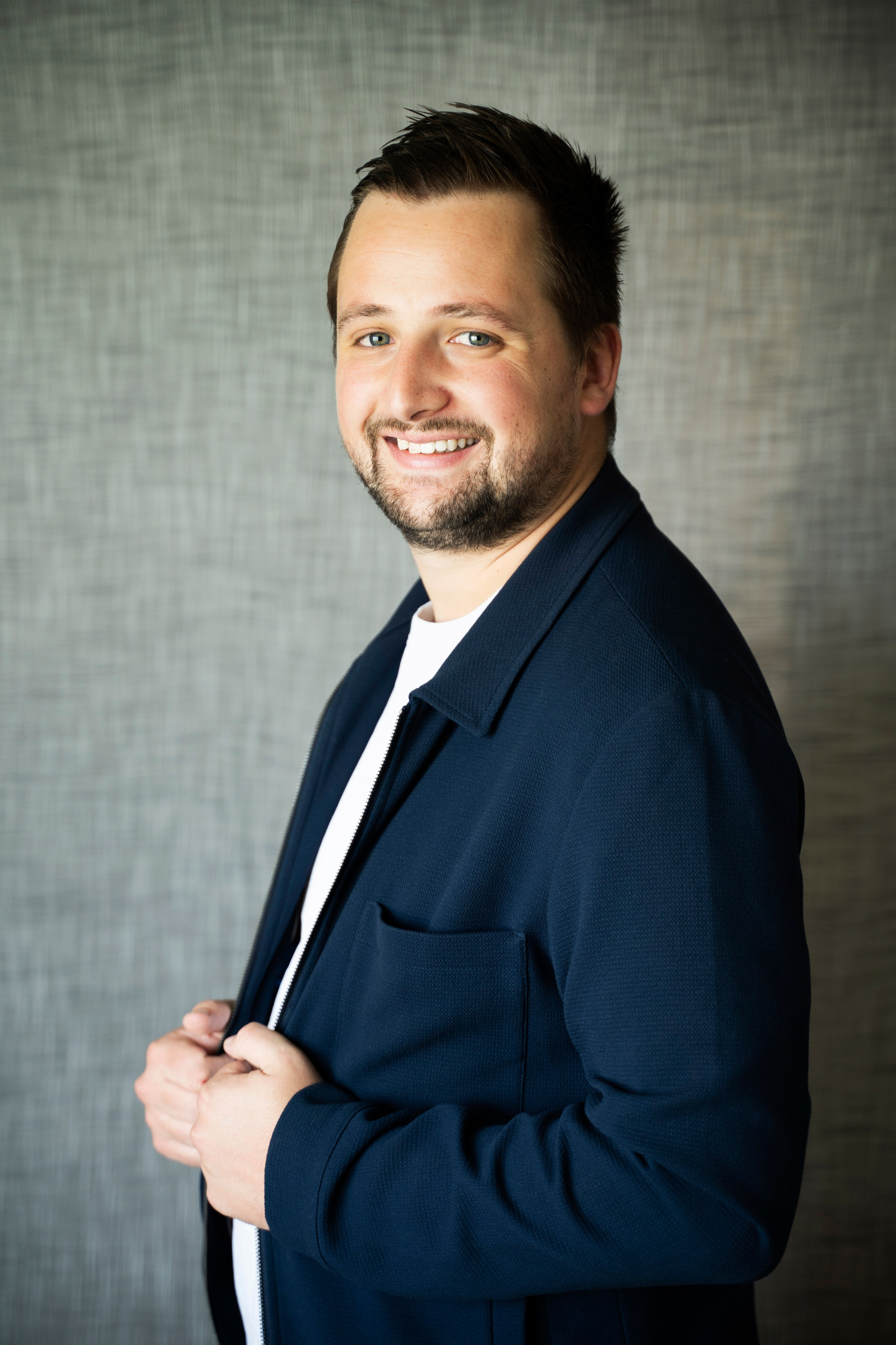 BUSINESS PORTRAIT. Nina Janeckova Fotografin und Videografin am Bodensee