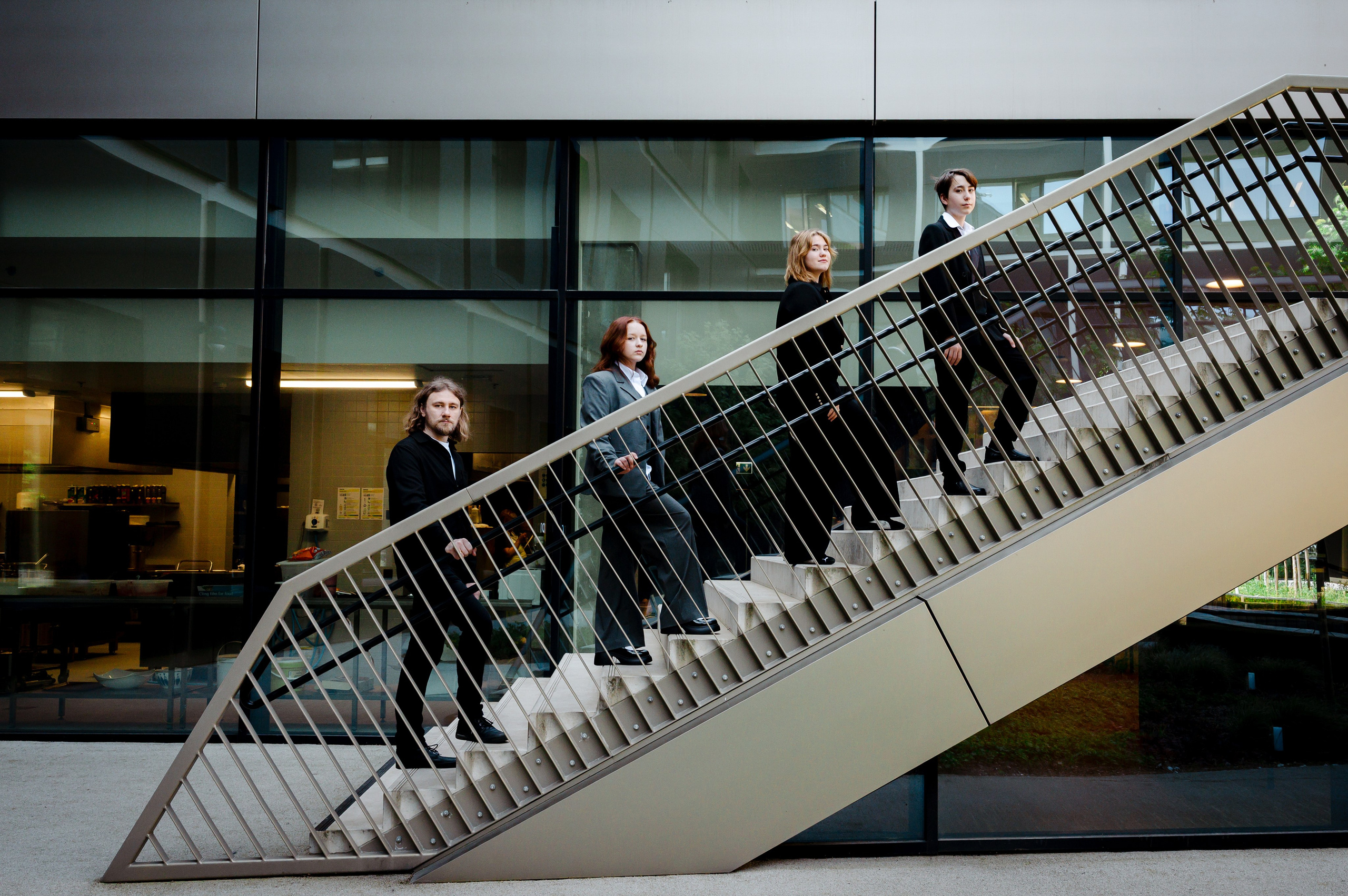„Ettevaatust, teismelised!“ plakati loomine. Jelizaveta Gross - reportaaži- ja portreefotograaf Narvas