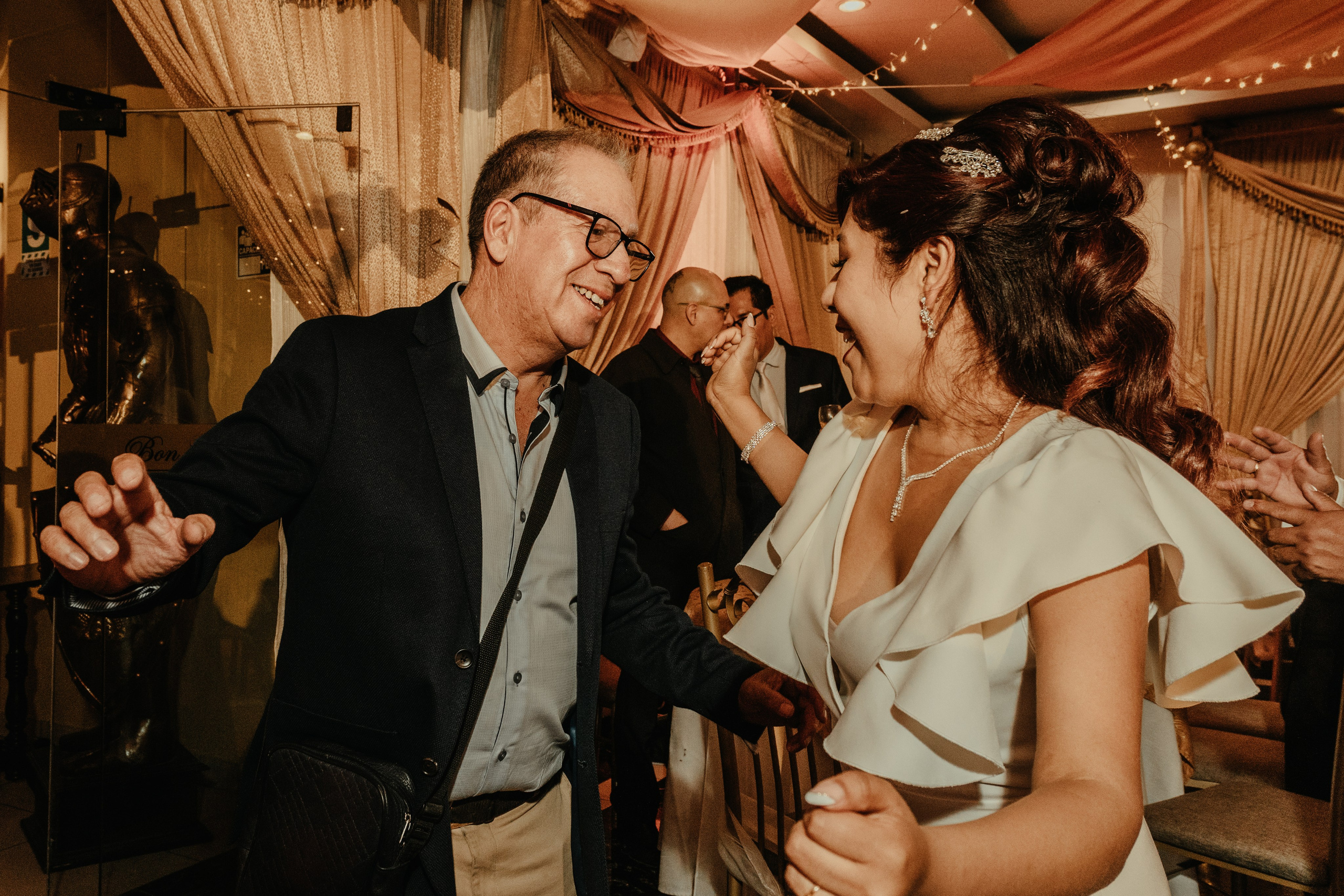 VANESSA + FRANKLIN BODA RELIGIOSA. Studio KVTA | Fotografía y Video de Bodas en Arequipa