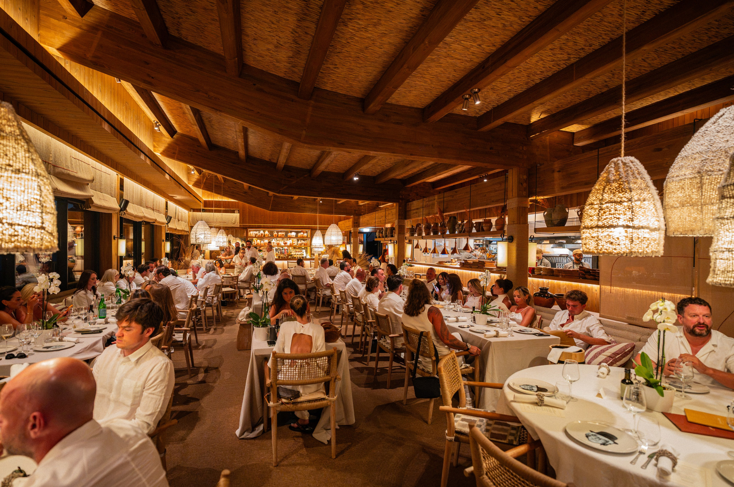 RESTAURANTES — CABANA SASS. Forma Studios