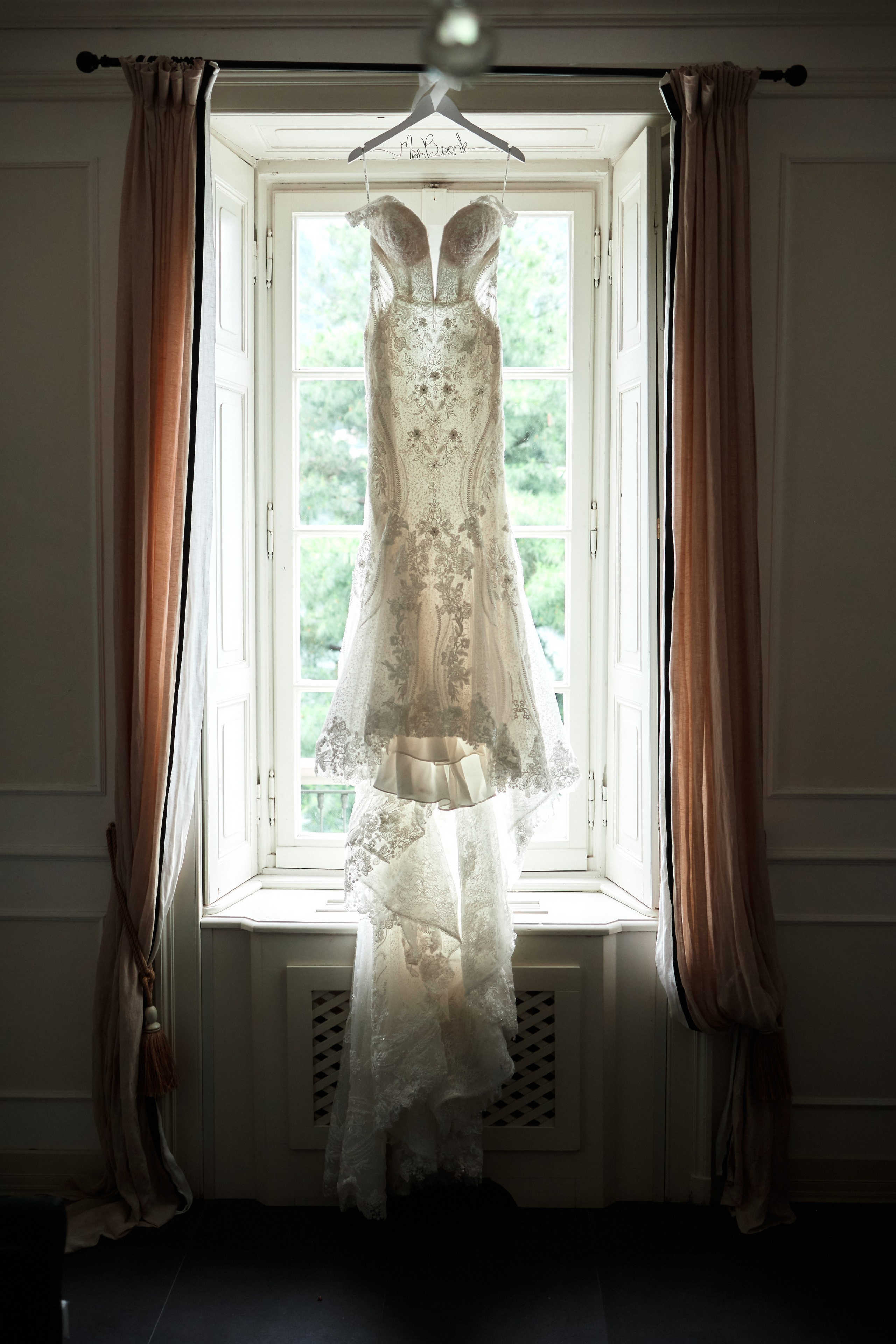 David & Abigeil. Destination wedding and fashion photographer in Riga Igor Davidovich