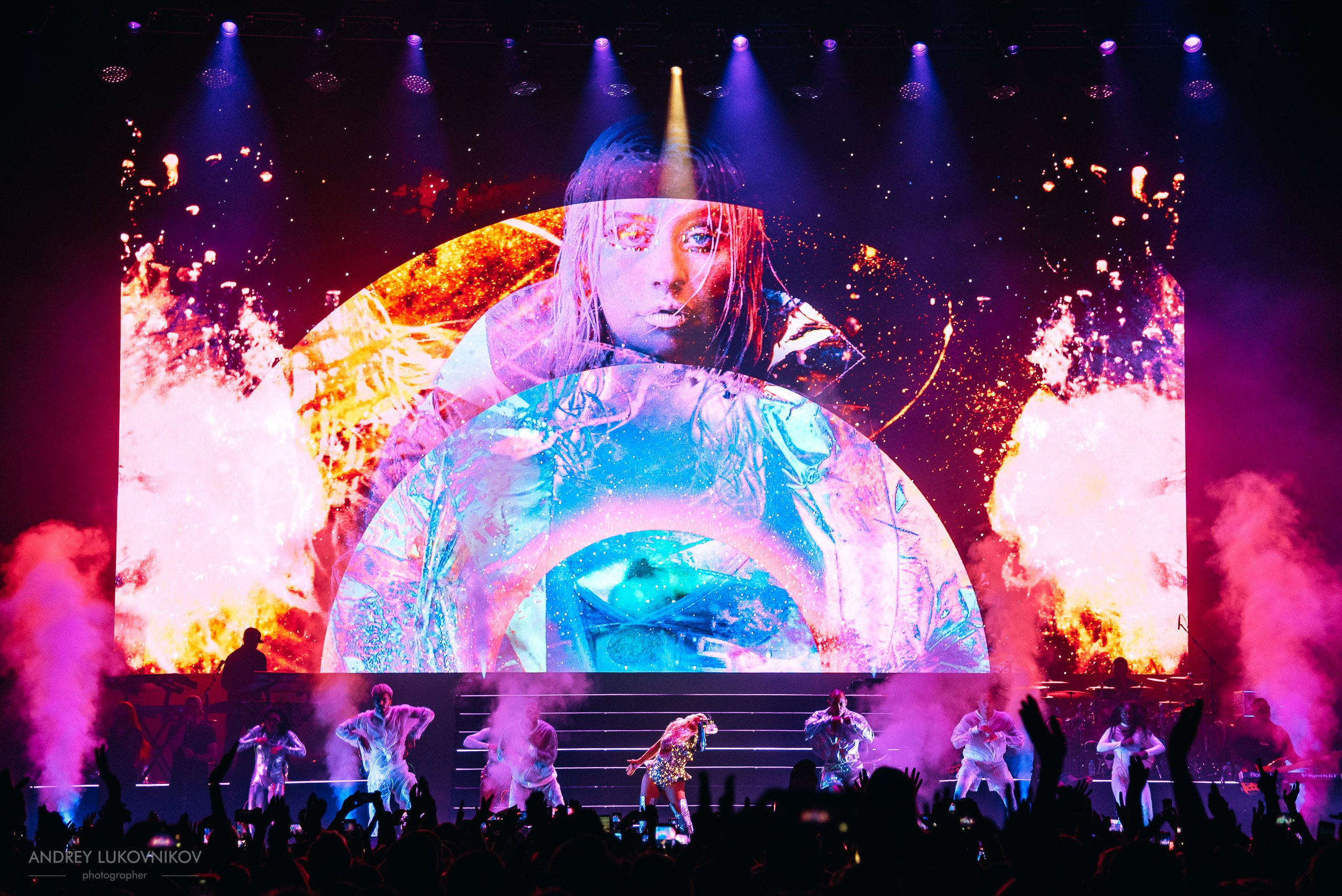 Christina Aguilera. The X Tour