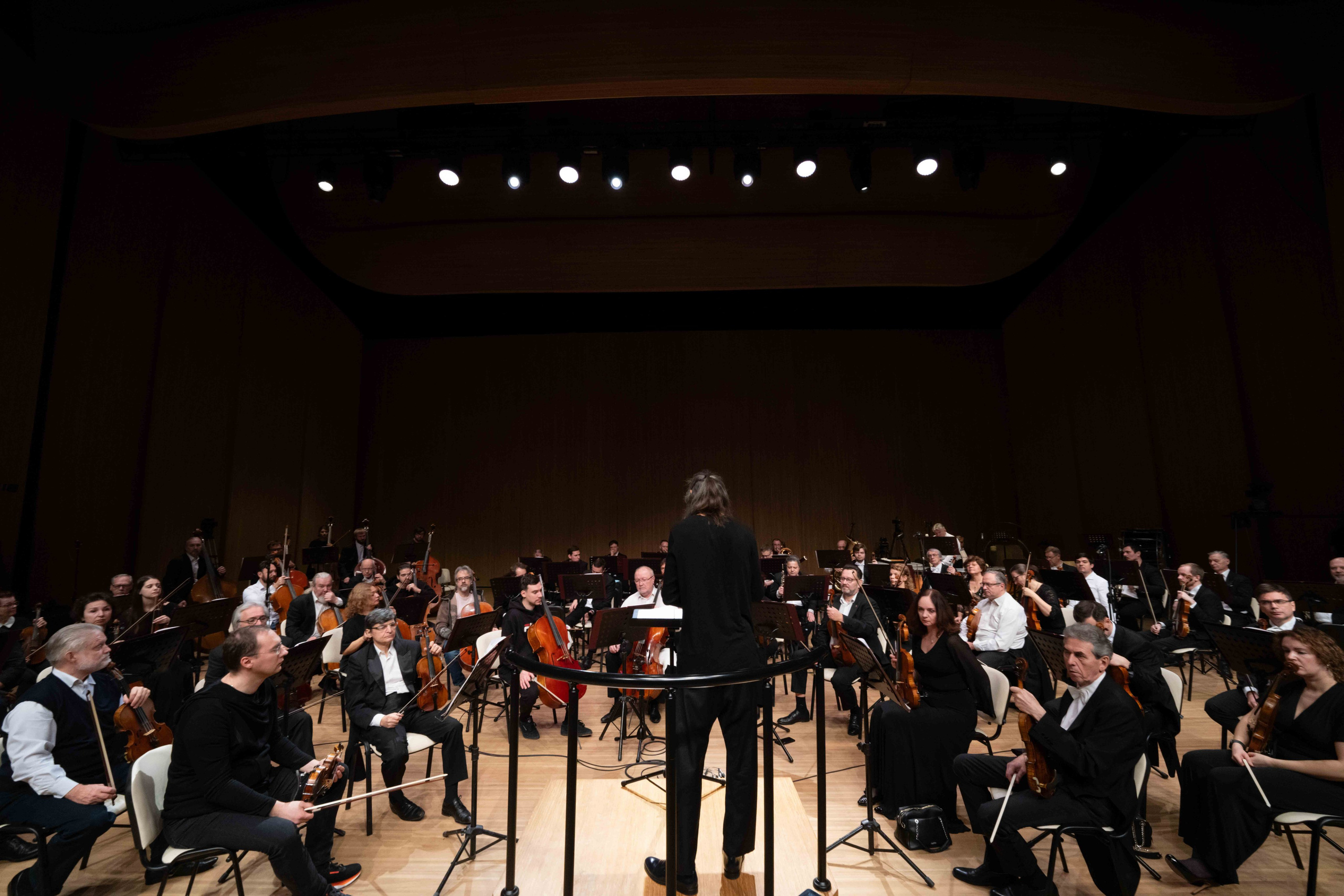 The Tchaikovsky Academic Grand Symphony Orchestra in Baku. Wedding&Event photographer Ismail Rzayev in Baku