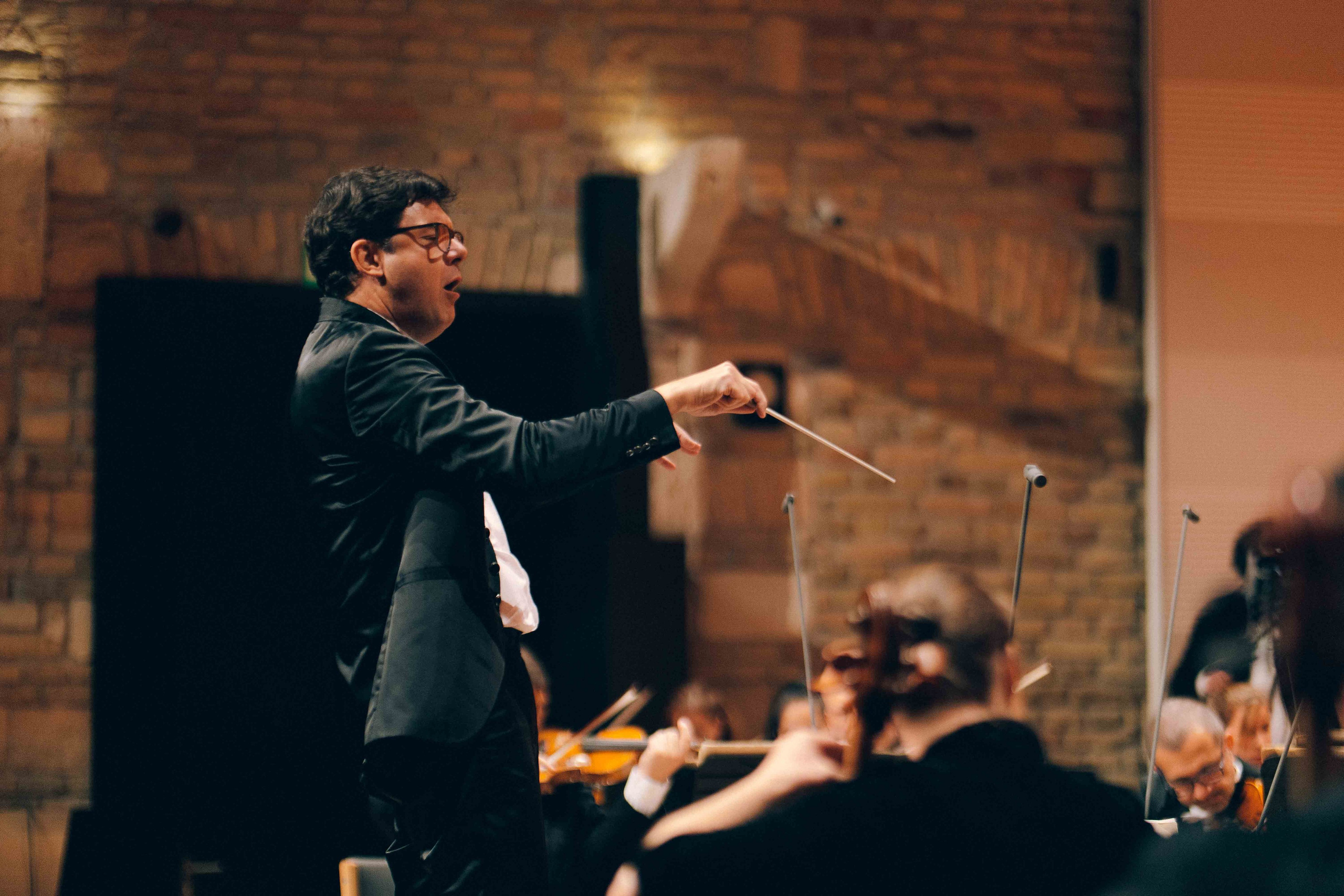 BUDAPEST MUSIC CENTER. Wedding&Event photographer Ismail Rzayev in Baku