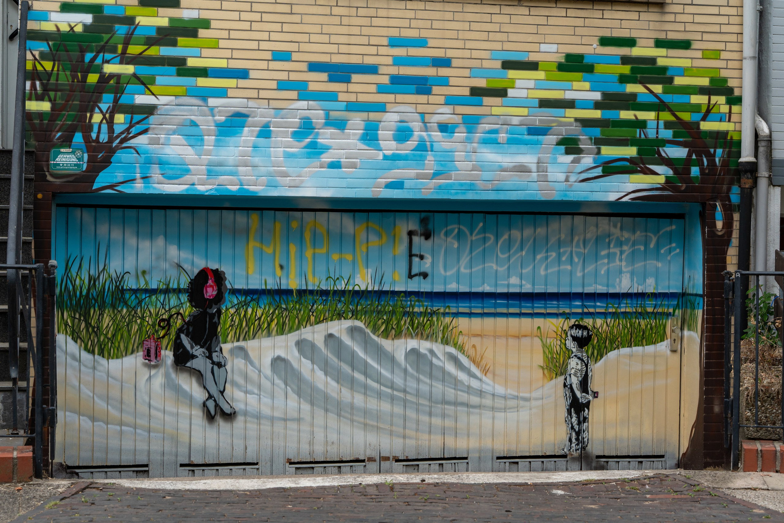 A little bit of street in Bremen #1. URBANSTREETFILES.ART