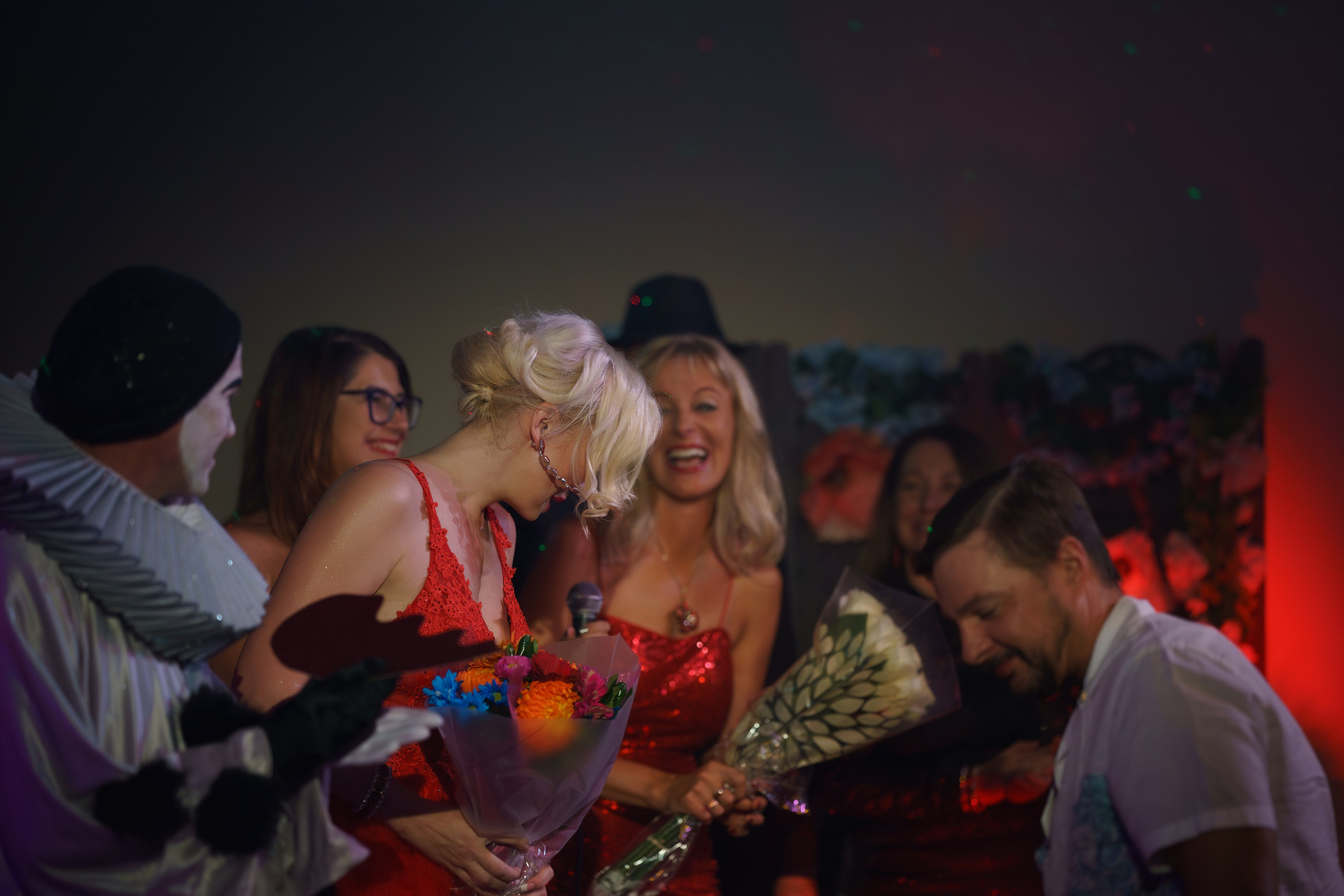 Show Mon Paris by Yelena Neva. Tatiana Smirnova — Photographer