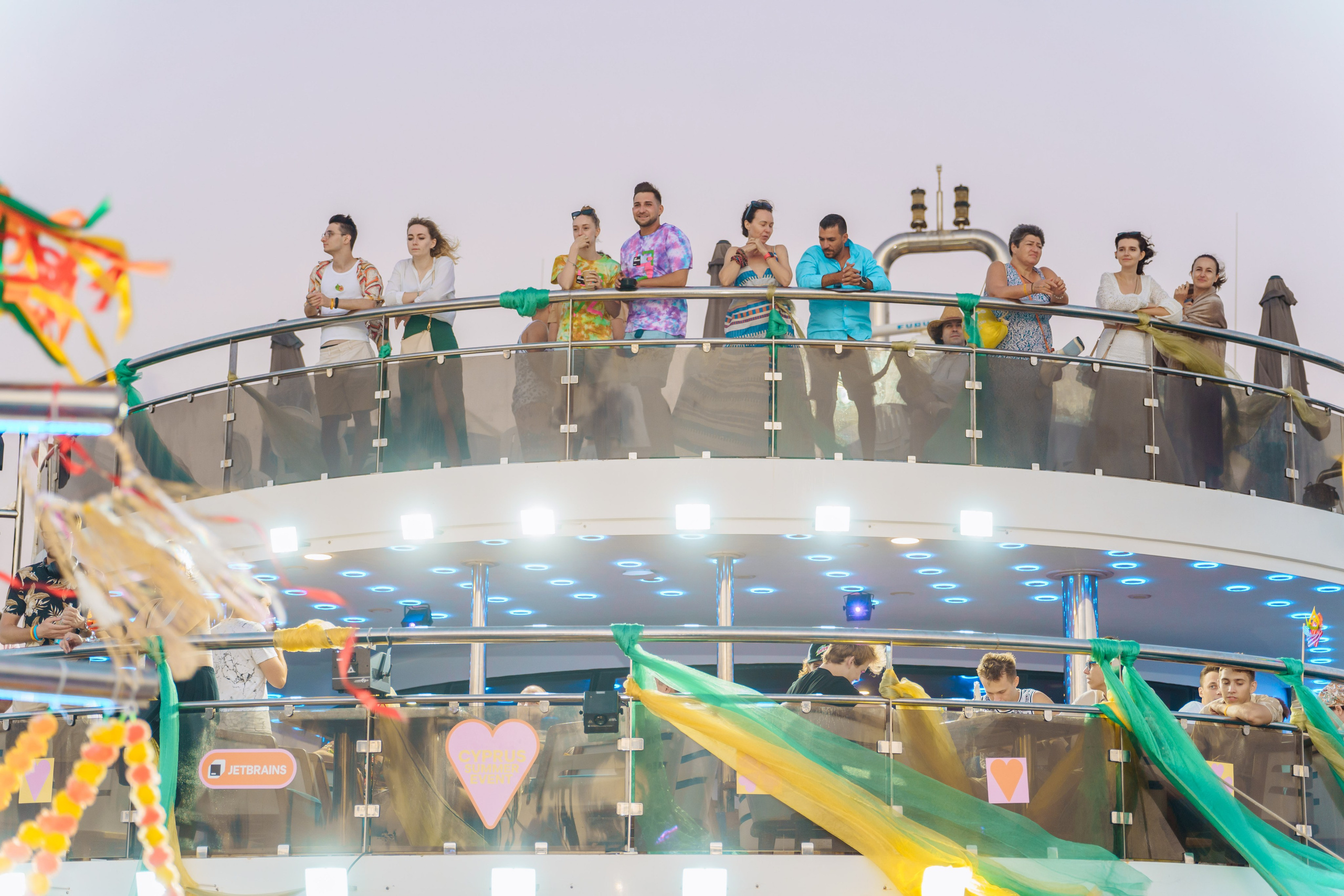 Summer party JetBrains. Семейный и детский фотограф на Кипре Елена