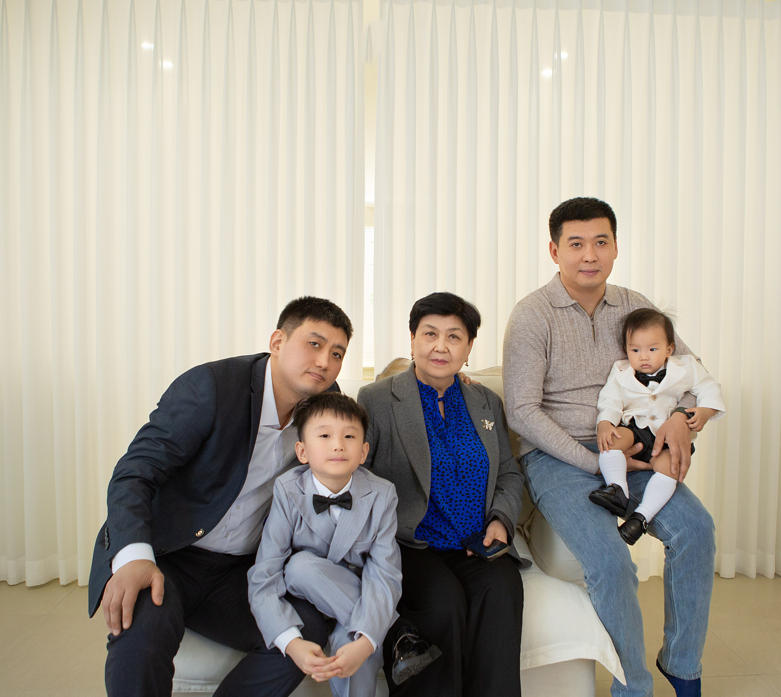 Никита в студии. Фотограф беременности, ньюборн и годовасиков в Корее Жанна Хан