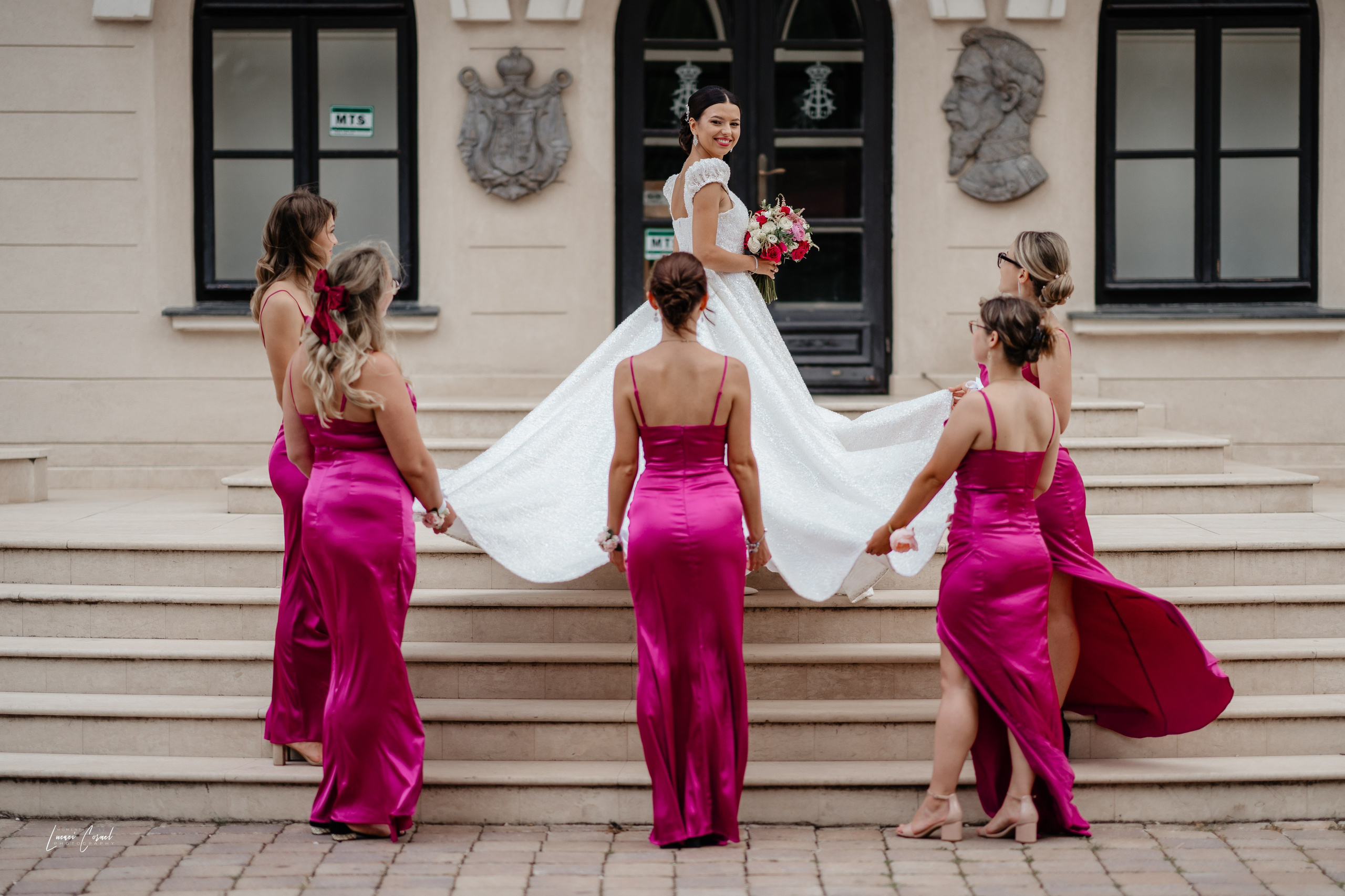 Fotograf de Nuntă Profesional — Fotografie Jurnalistică și Clasică pentru Amintiri de Neuitat. Fotograf de nuntă, corporate, botezuri, majorate și aniversări Roman, Lucaci Cornel