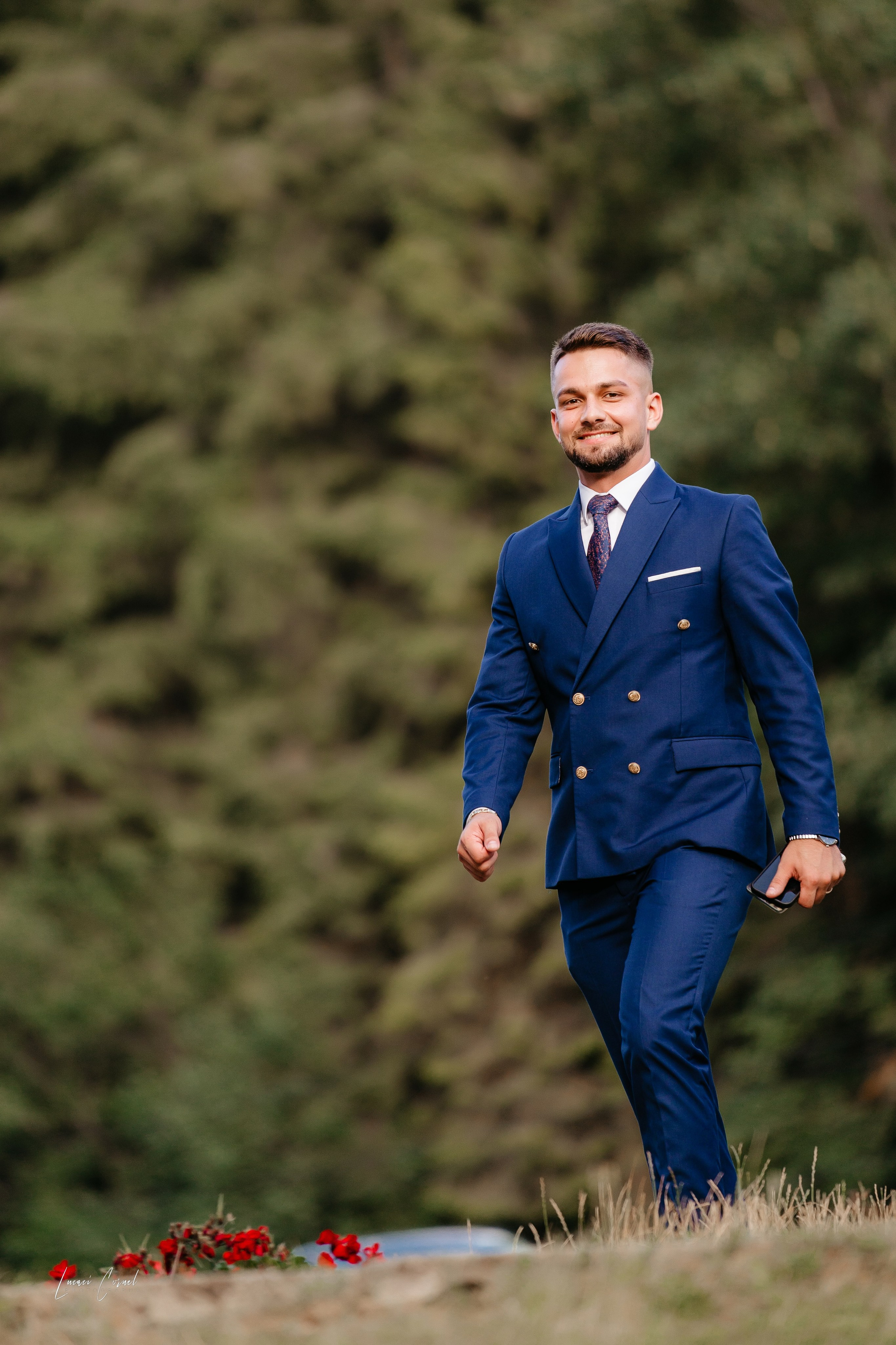 Fotograf de Nuntă Profesional — Fotografie Jurnalistică și Clasică pentru Amintiri de Neuitat. Fotograf de nuntă, corporate, botezuri, majorate și aniversări Roman, Lucaci Cornel