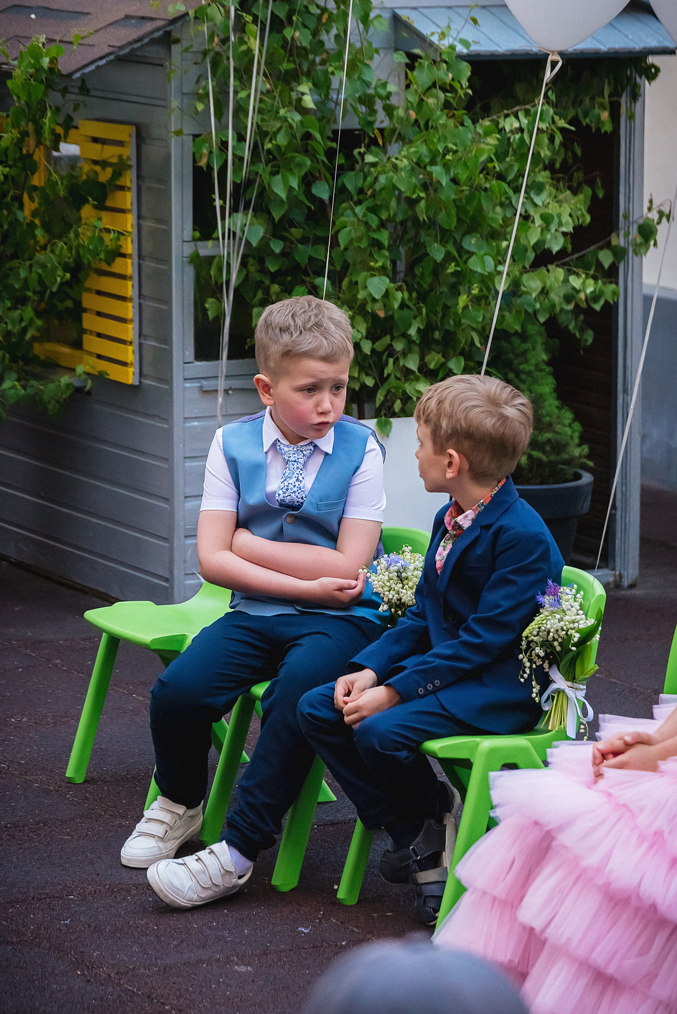 Zīles Skolas Izlaidums. Fotogrāfs Rīgā. Gīmenes, individuālās un dažādu produktu fotosesijas