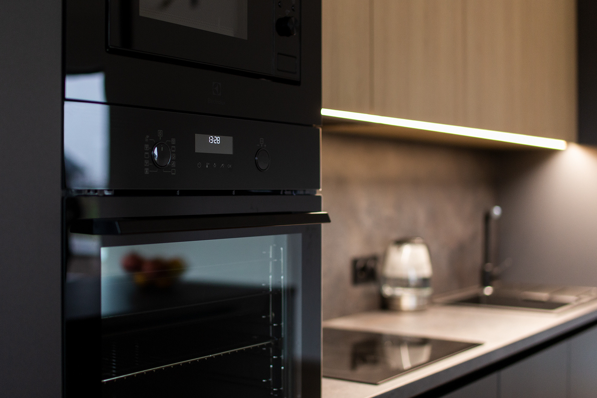 MODERNAS. Wedding, portrait & event photographer in Riga, Latvia