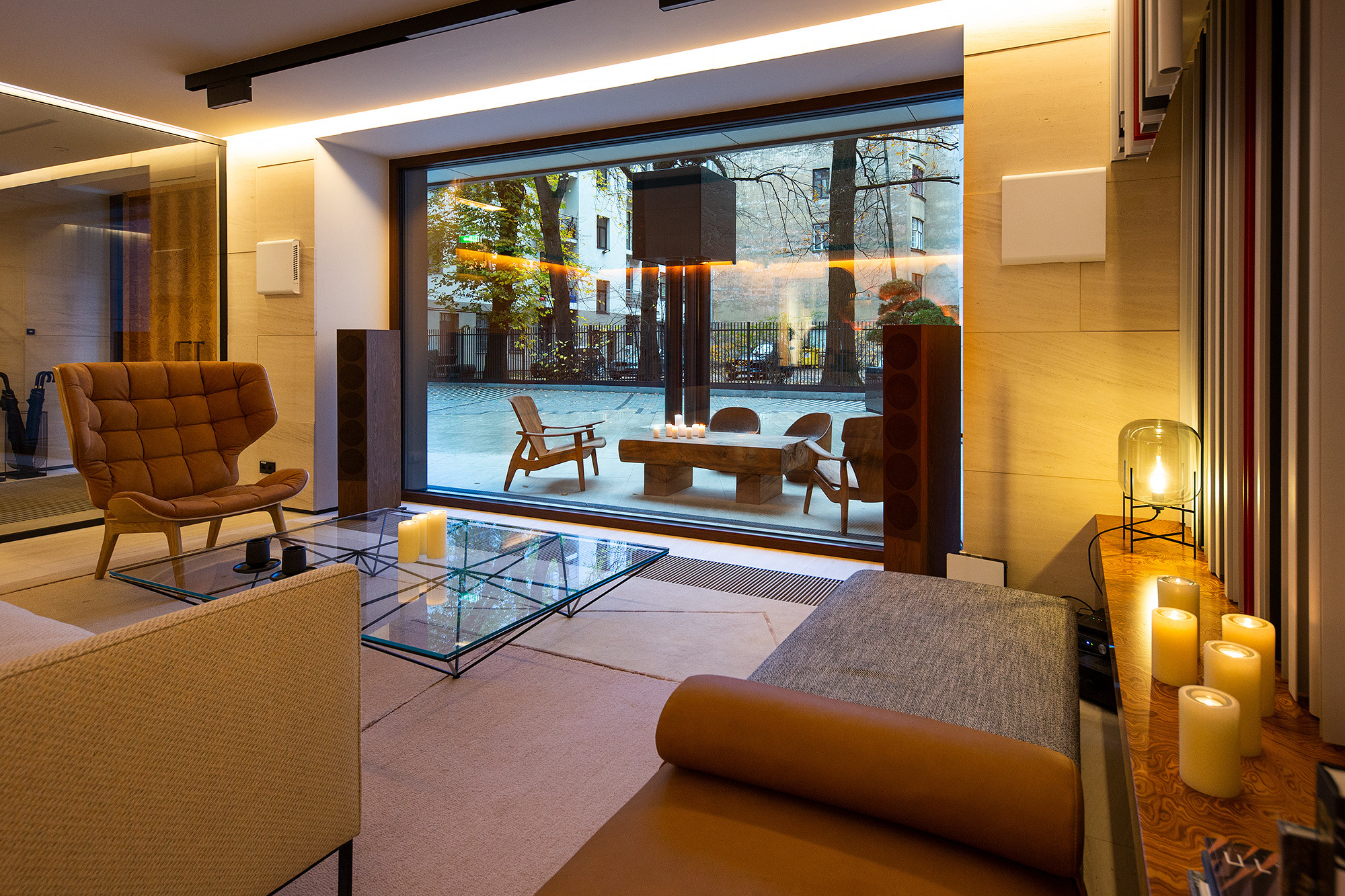 HOFT. Kāzu fotogrāfs Rīgā Yury Kor