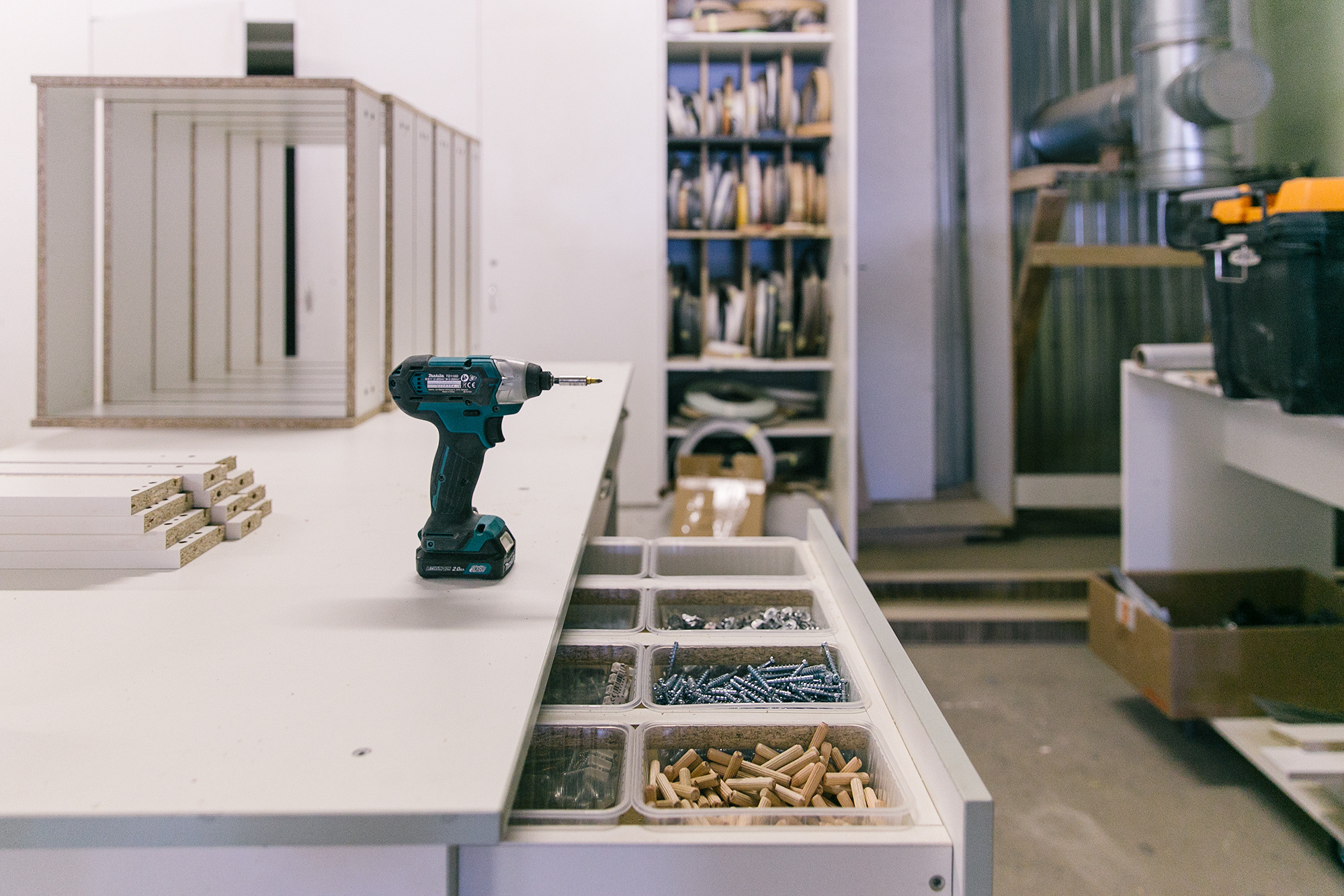 OLIVE HARDWOOD. Kāzu fotogrāfs Rīgā Yury Kor