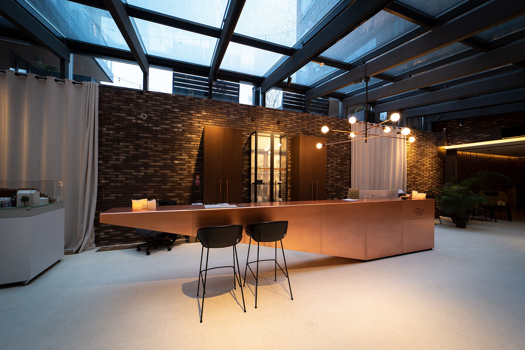 LOFT & ROSEGOLD. Wedding, portrait & event photographer in Riga, Latvia