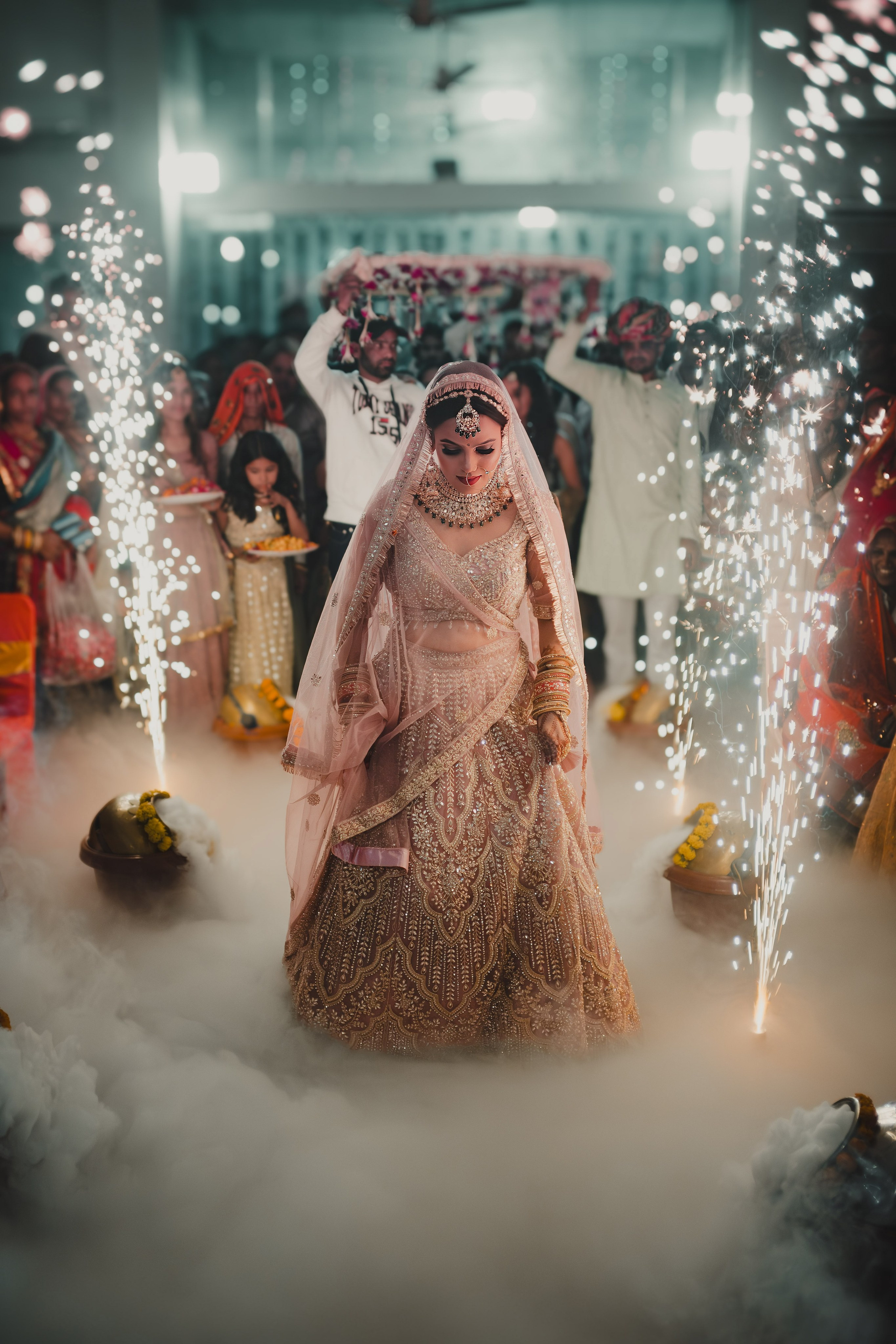 Parul & Sanjay. Wedding and Family photographer in india