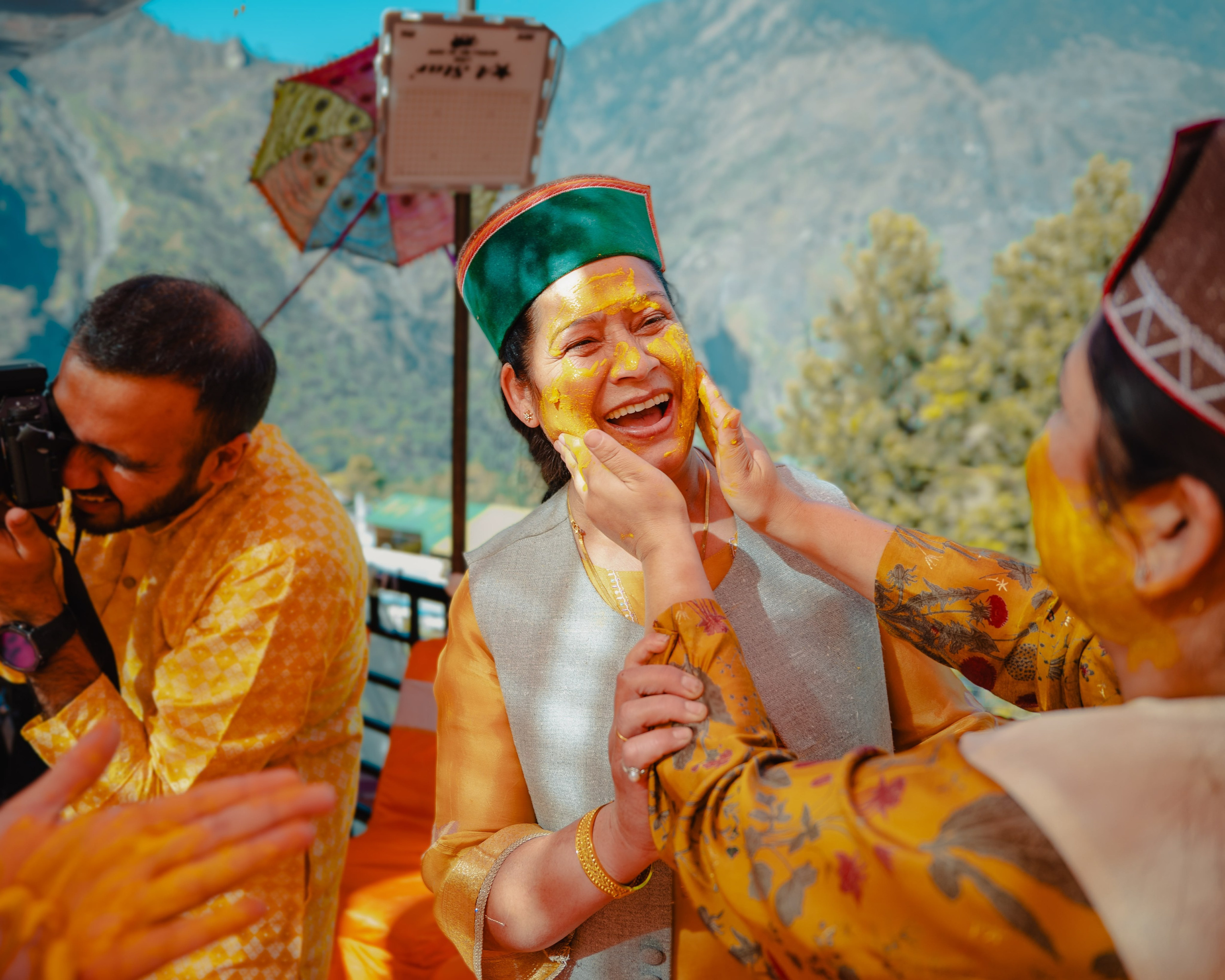 Arti & Akshay. Wedding and Family photographer in india