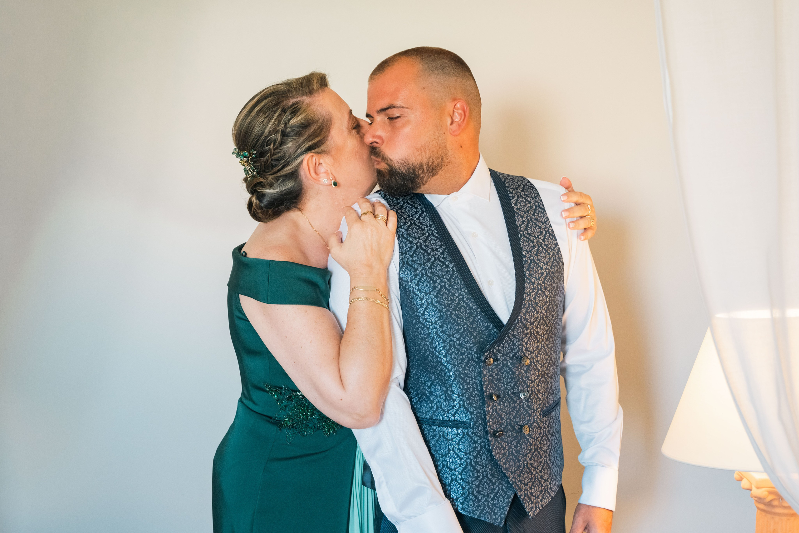 Azu&Juanan. Mallorca Weddings & Family – Natural & Emotional Photography