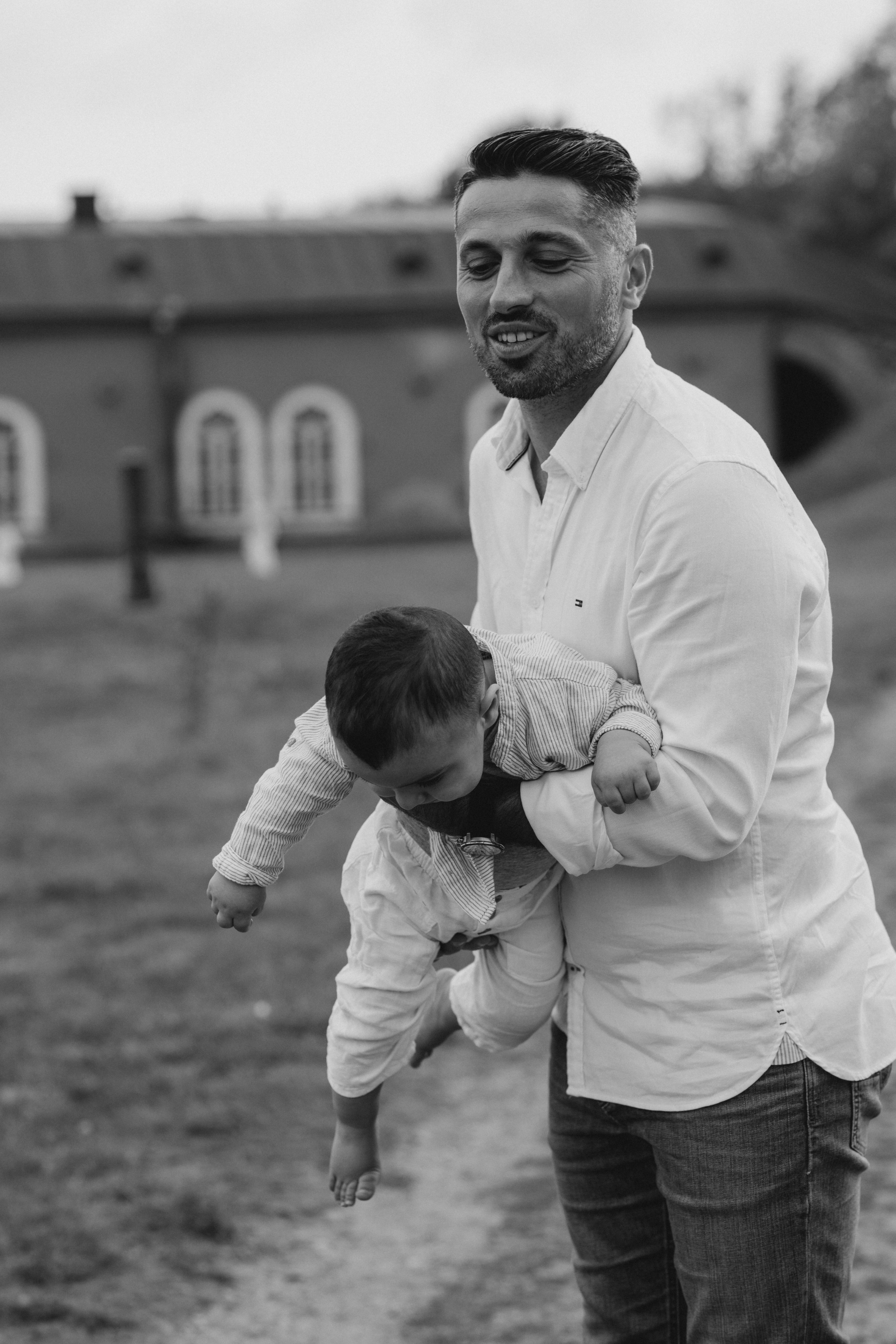 Summer. Wedding and potrait photographer in Helsinki Vickan O