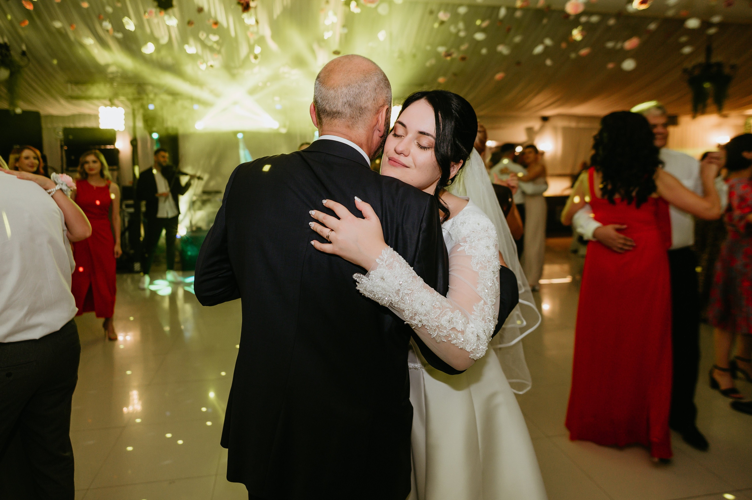 Adina și Ciprian. Valentin Melen — wedding photographer