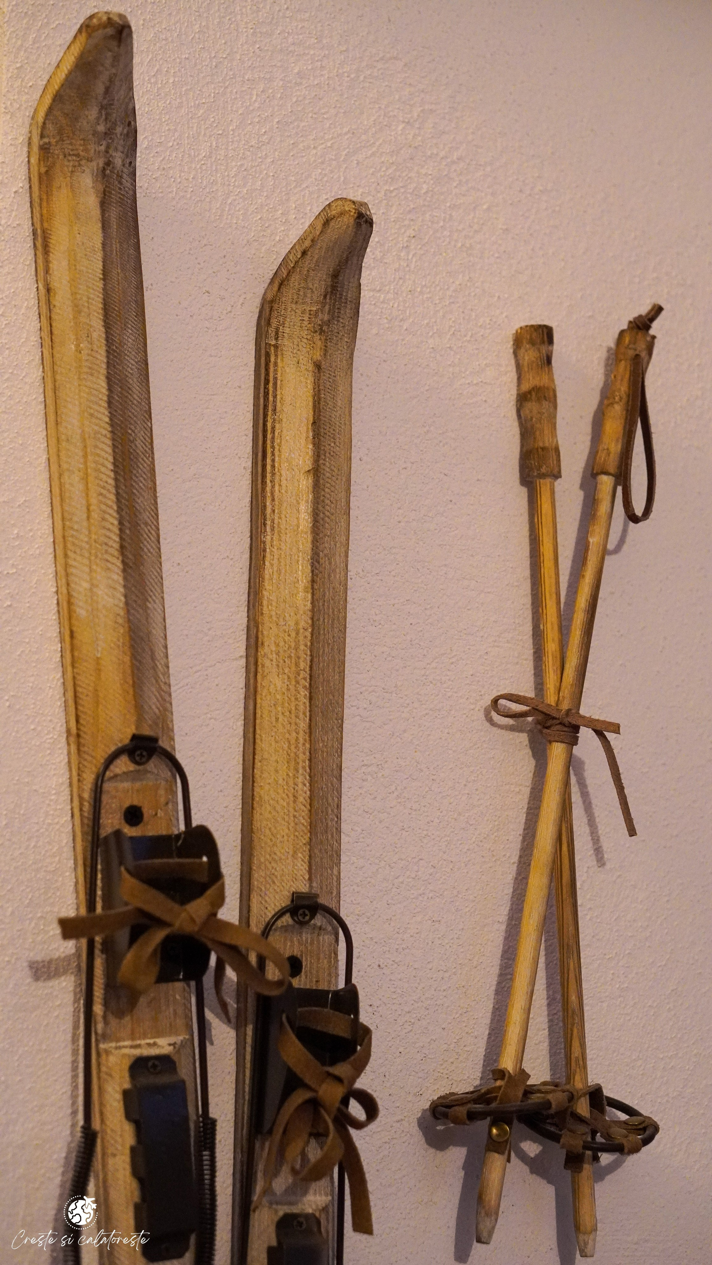 Bransilvania. Creste si calatoreste