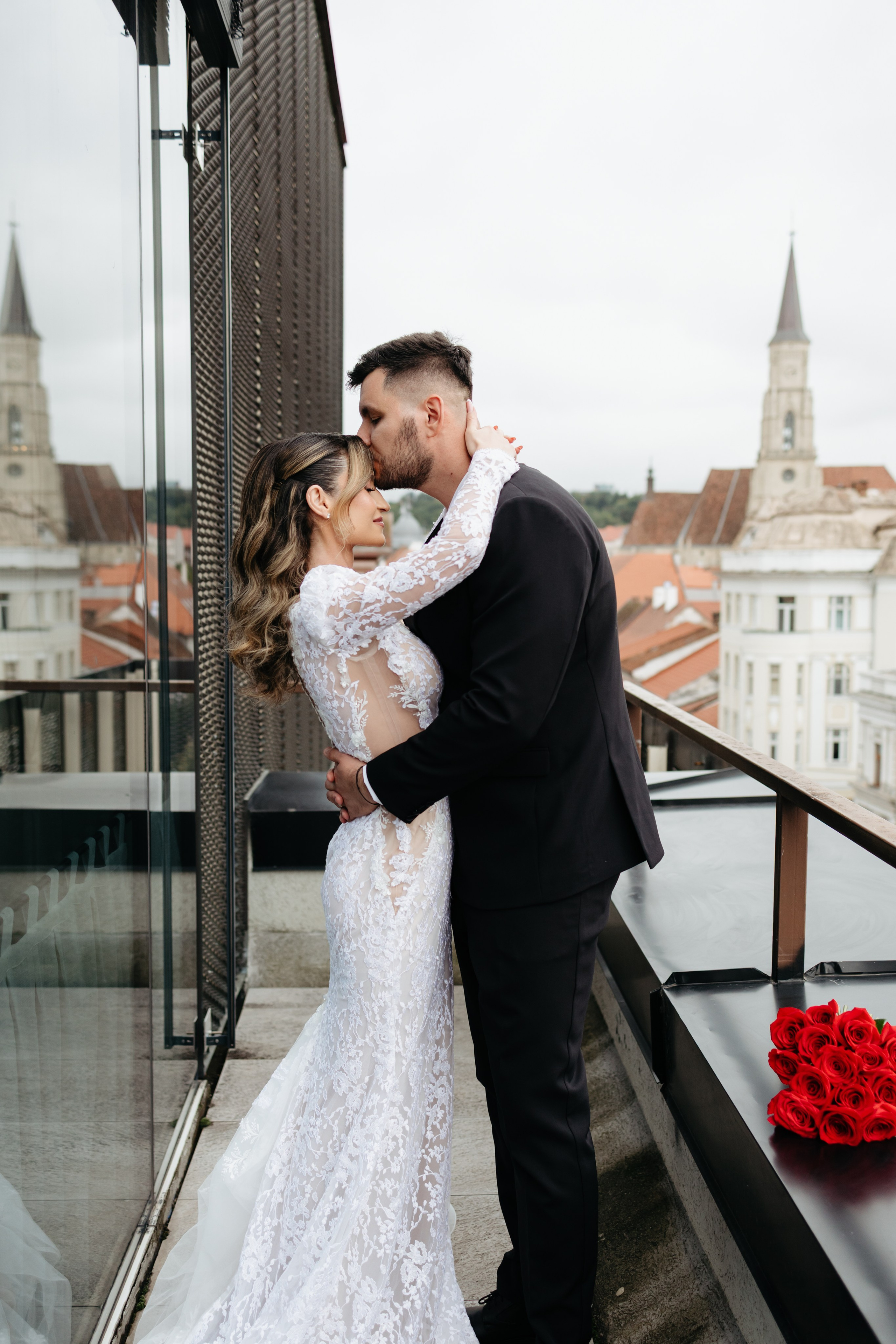 PORTFOLIO. Wedding Photographer Editorial Storytelling Cluj, Romania & Europe|Lore Photography