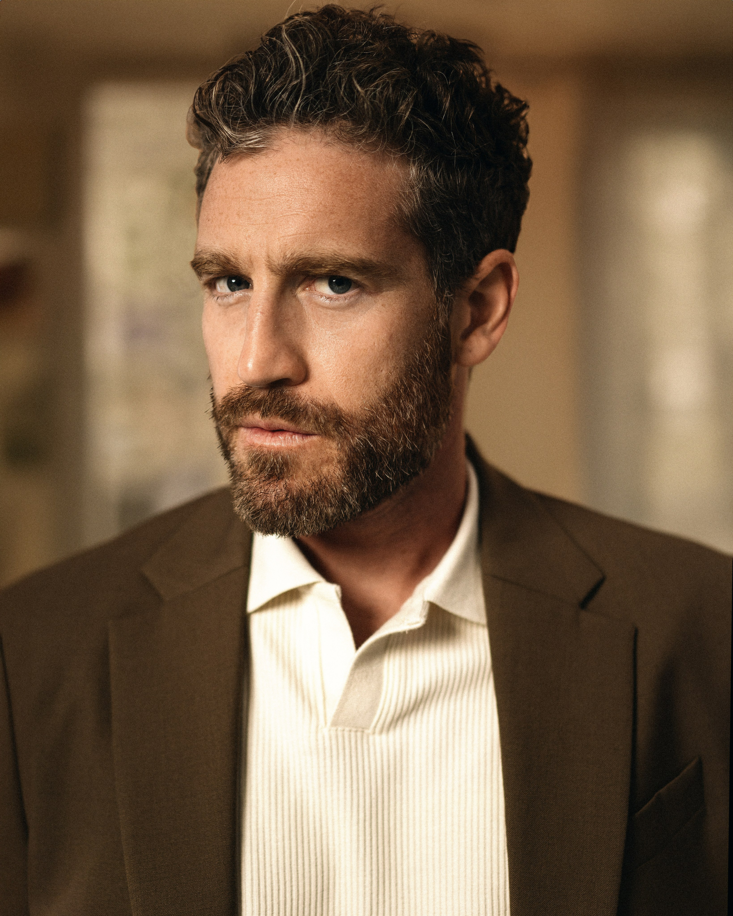 Персональная съёмка для LinkedIn/сайта. Мужской портрет