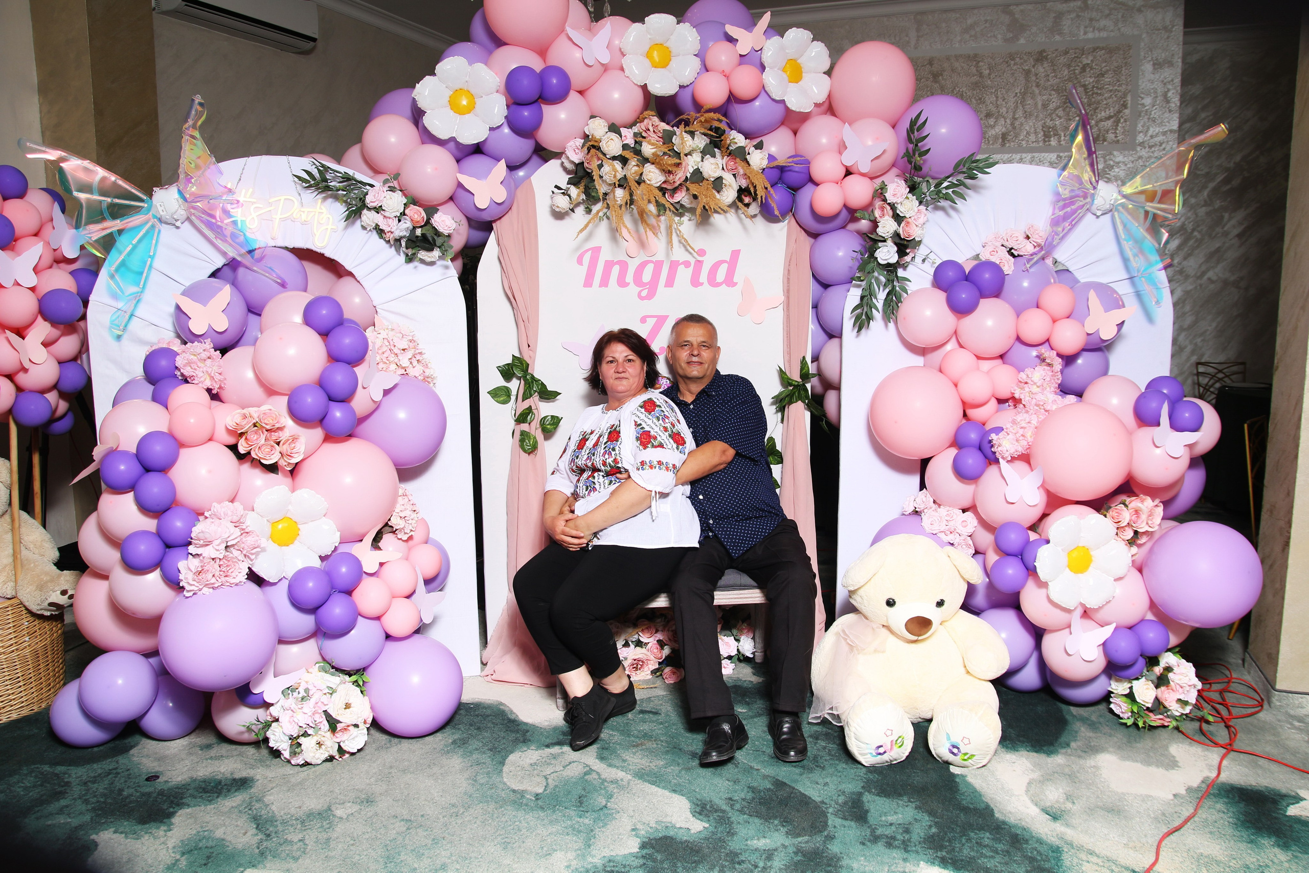 BYZO MEDIA. PETRU BYZO - family and children photographer in ROMANIA