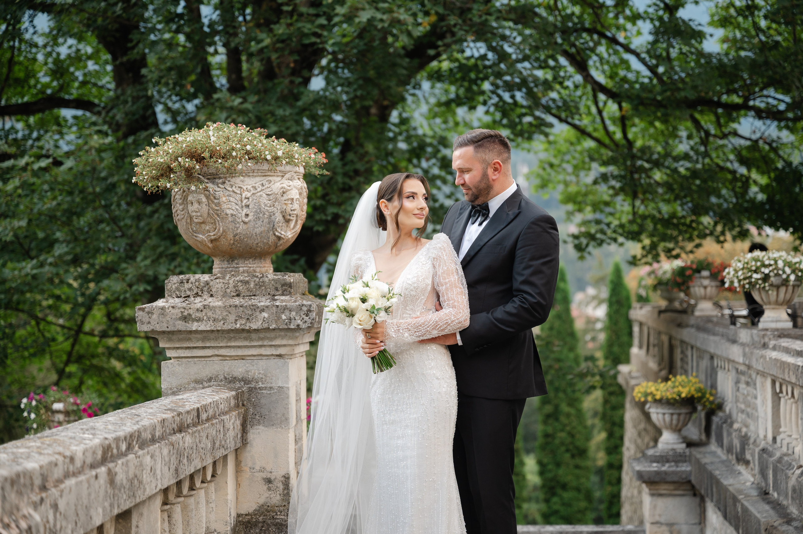 Mălina & Silviu – ședință foto la Castelul Cantacuzino | Fotograf nuntă