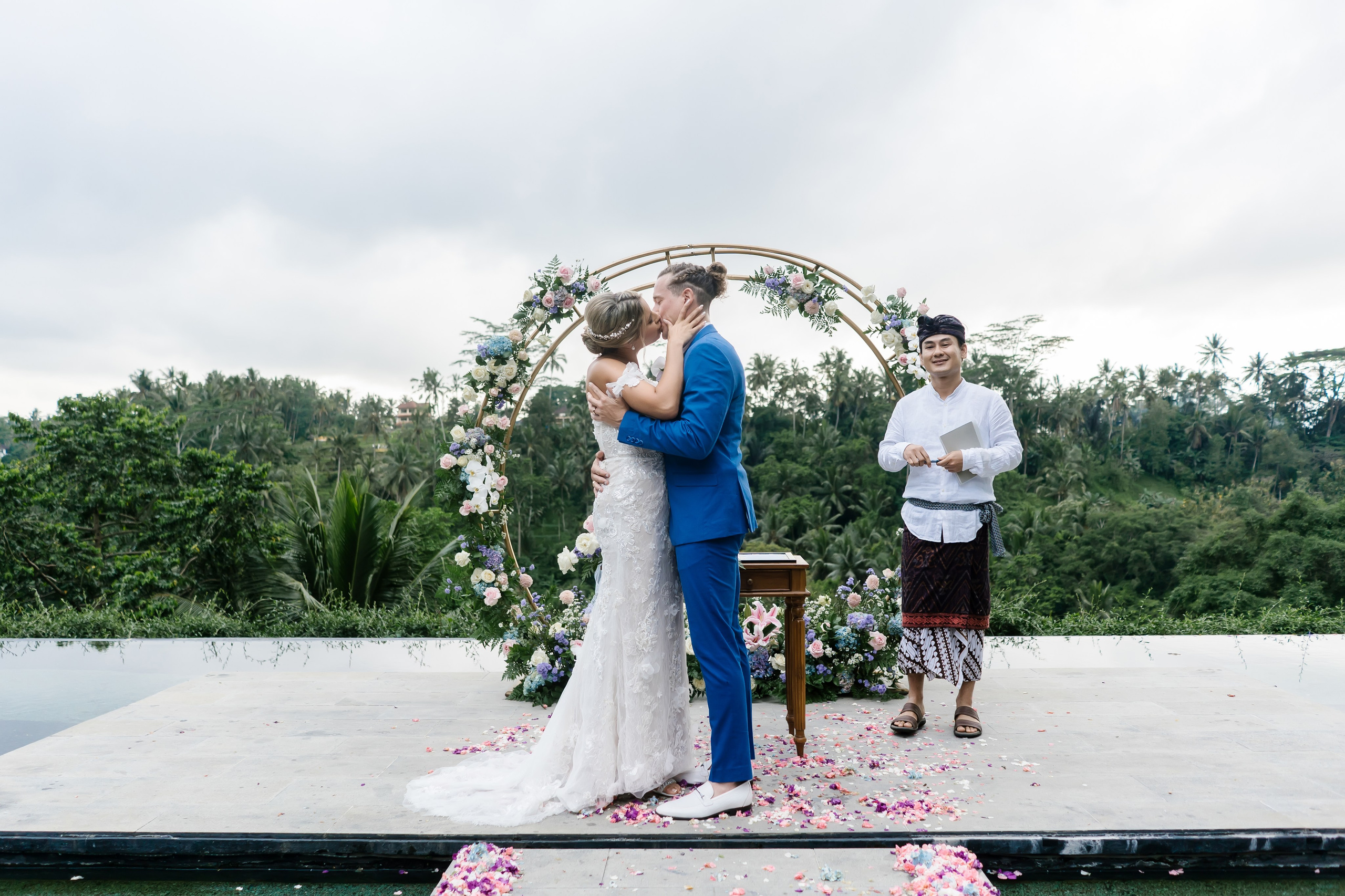 Jamie & Jordan. Female Photographer in Bali