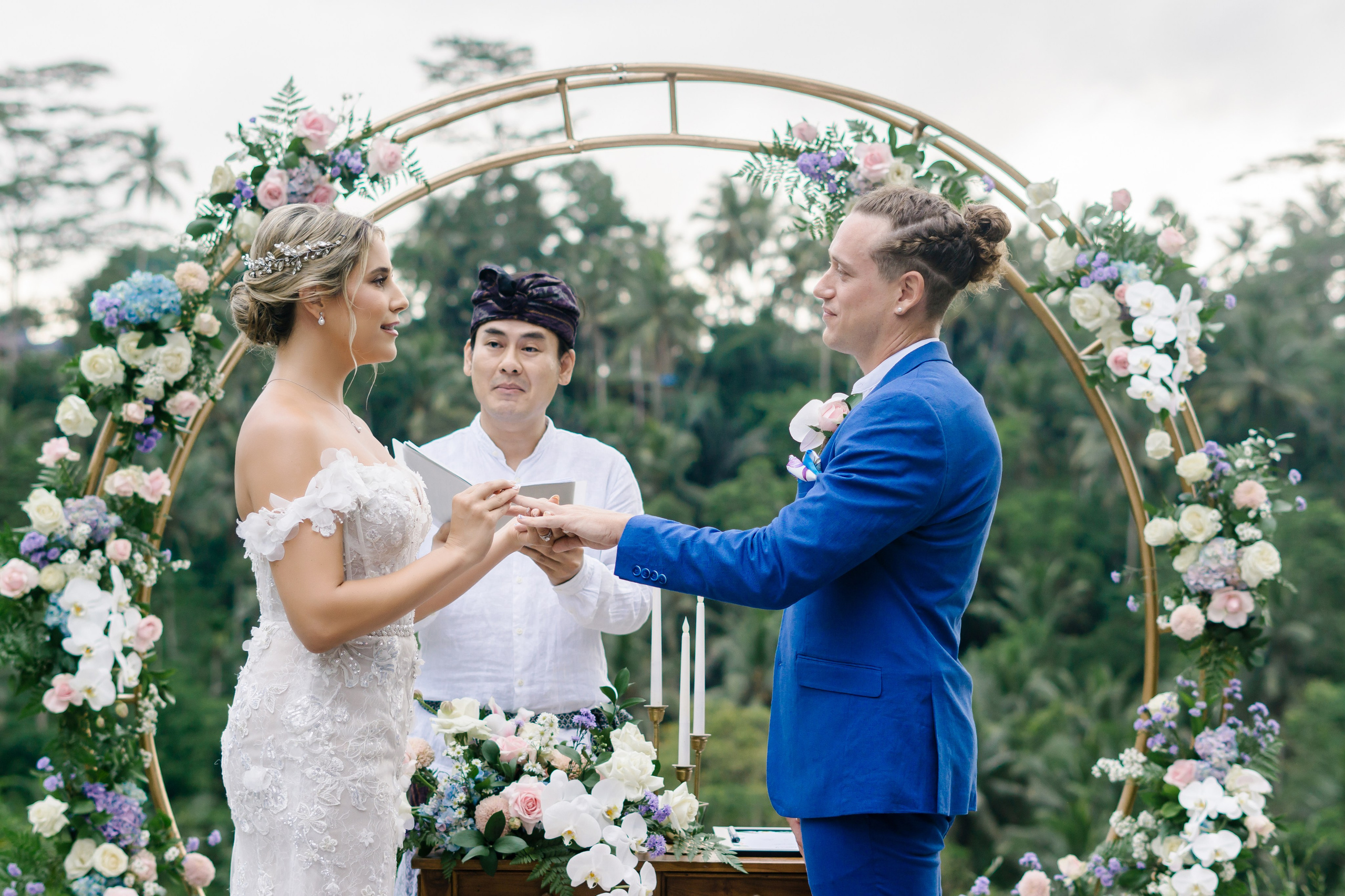 Jamie & Jordan. Female Photographer in Bali