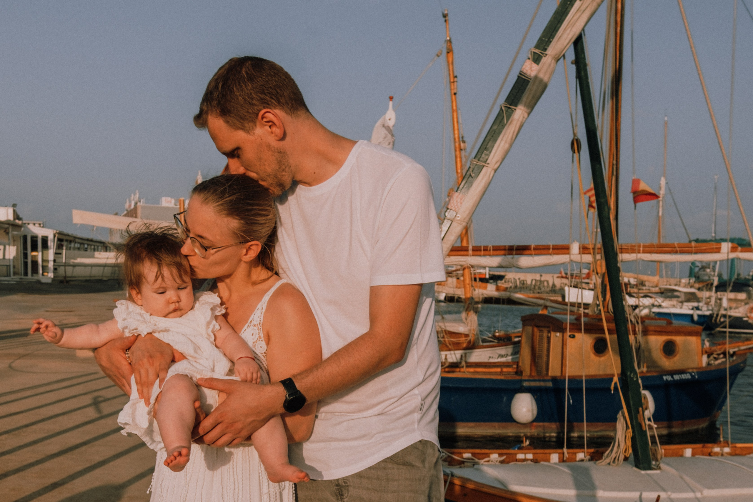 Семейная фотосессия на пляже. Профессиональная фотосъемка в Калафелле — Елена Медведева