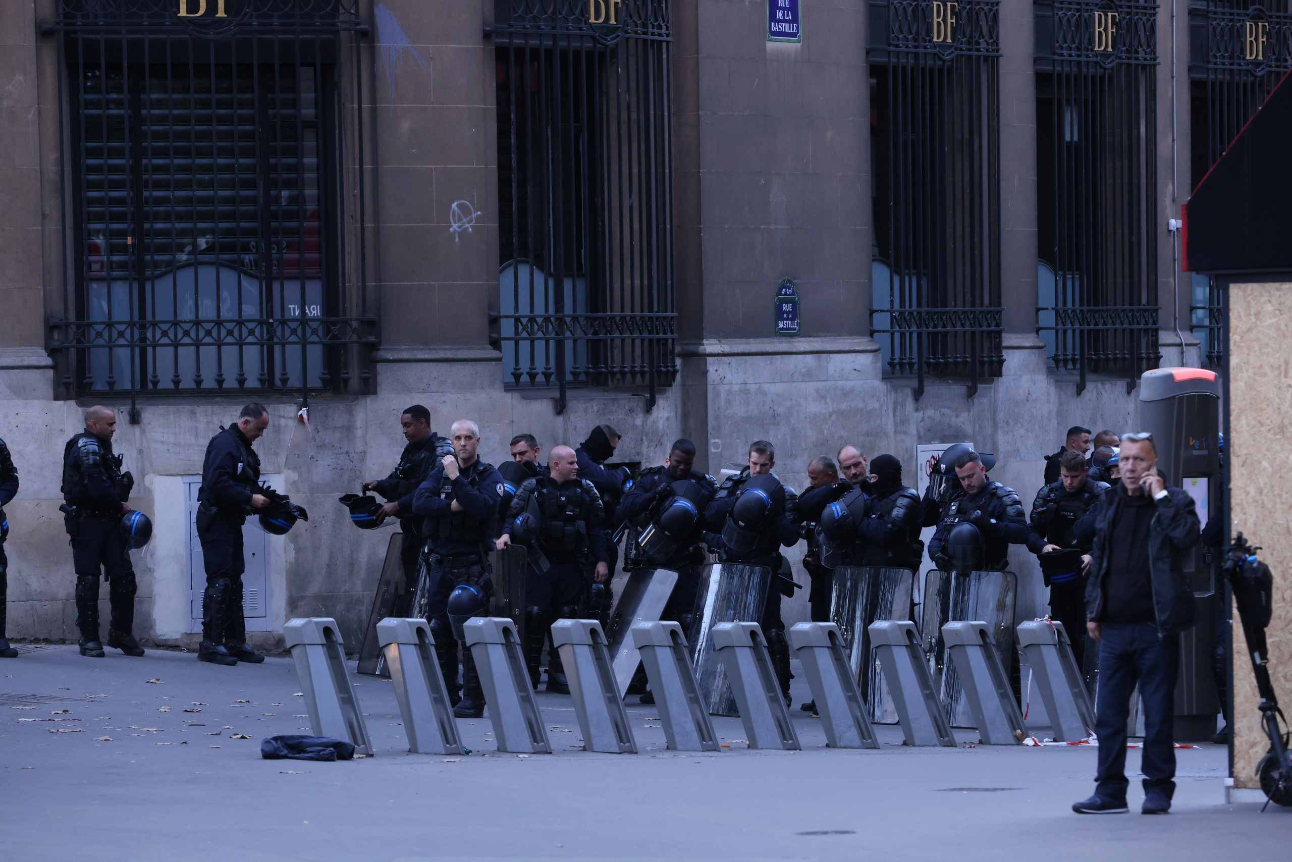 CRS octobre. Natalia Bogdanovska. Films et photographie corporate en France