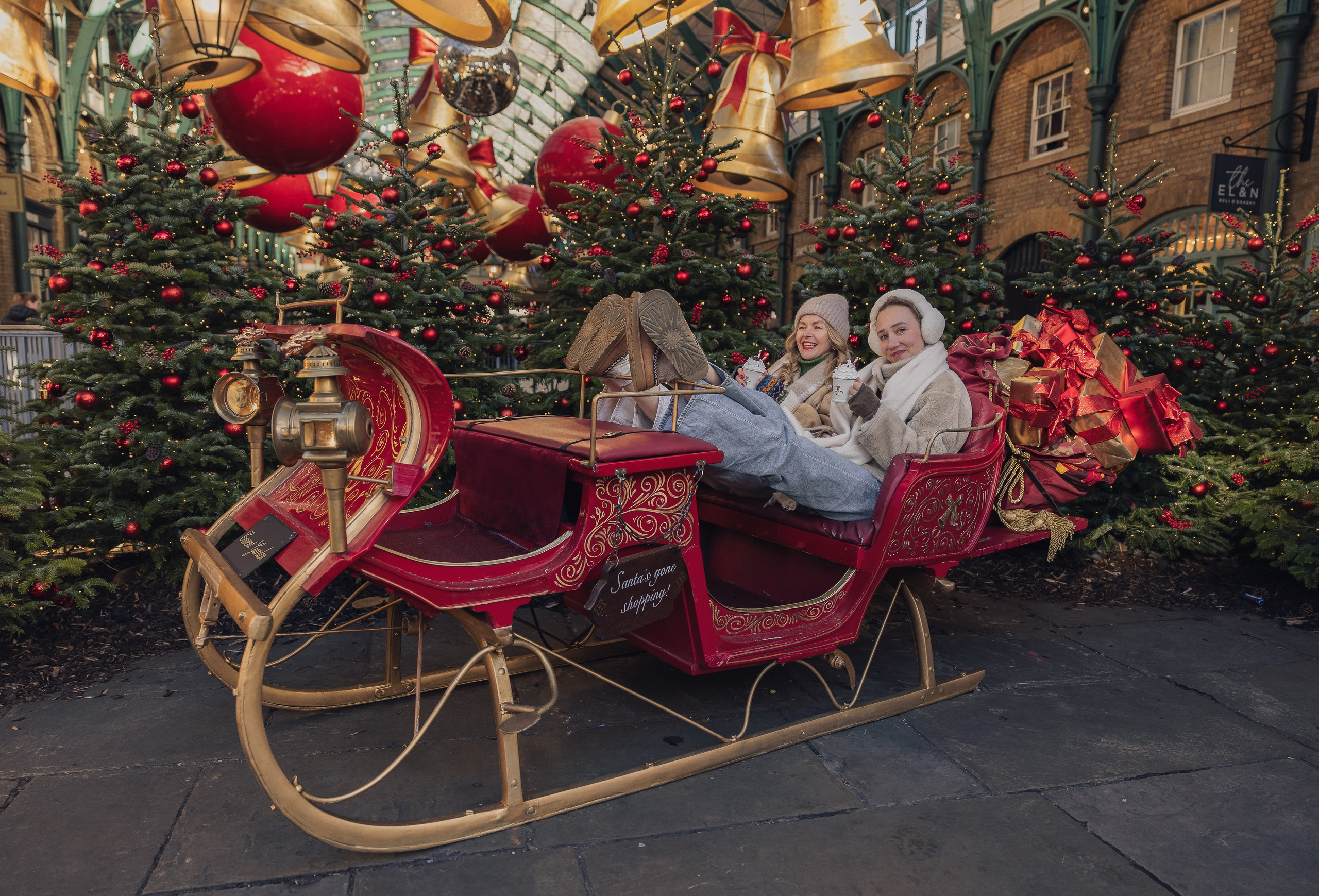 Portraits. PHOTOGRAPHER IN LONDON