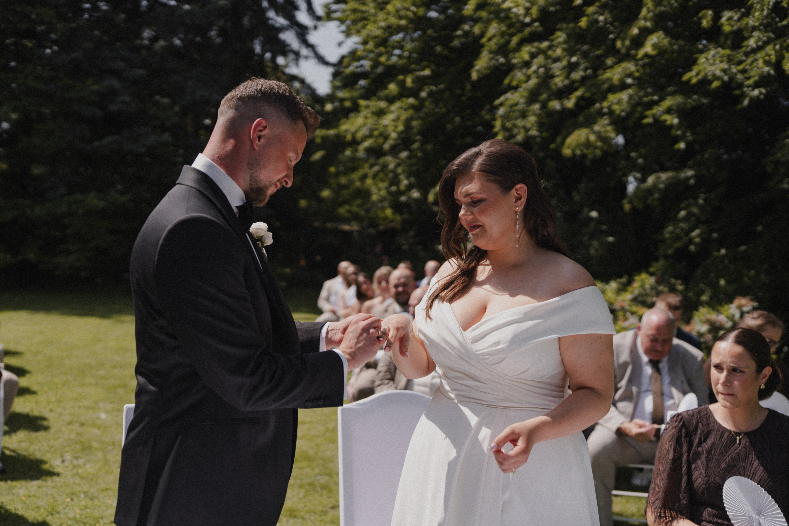Jessica & Felix I Gesellschaft Harmonie Bochum. Hochzeitsfotografin Bochum | Halyna Reiche Fotografie NRW