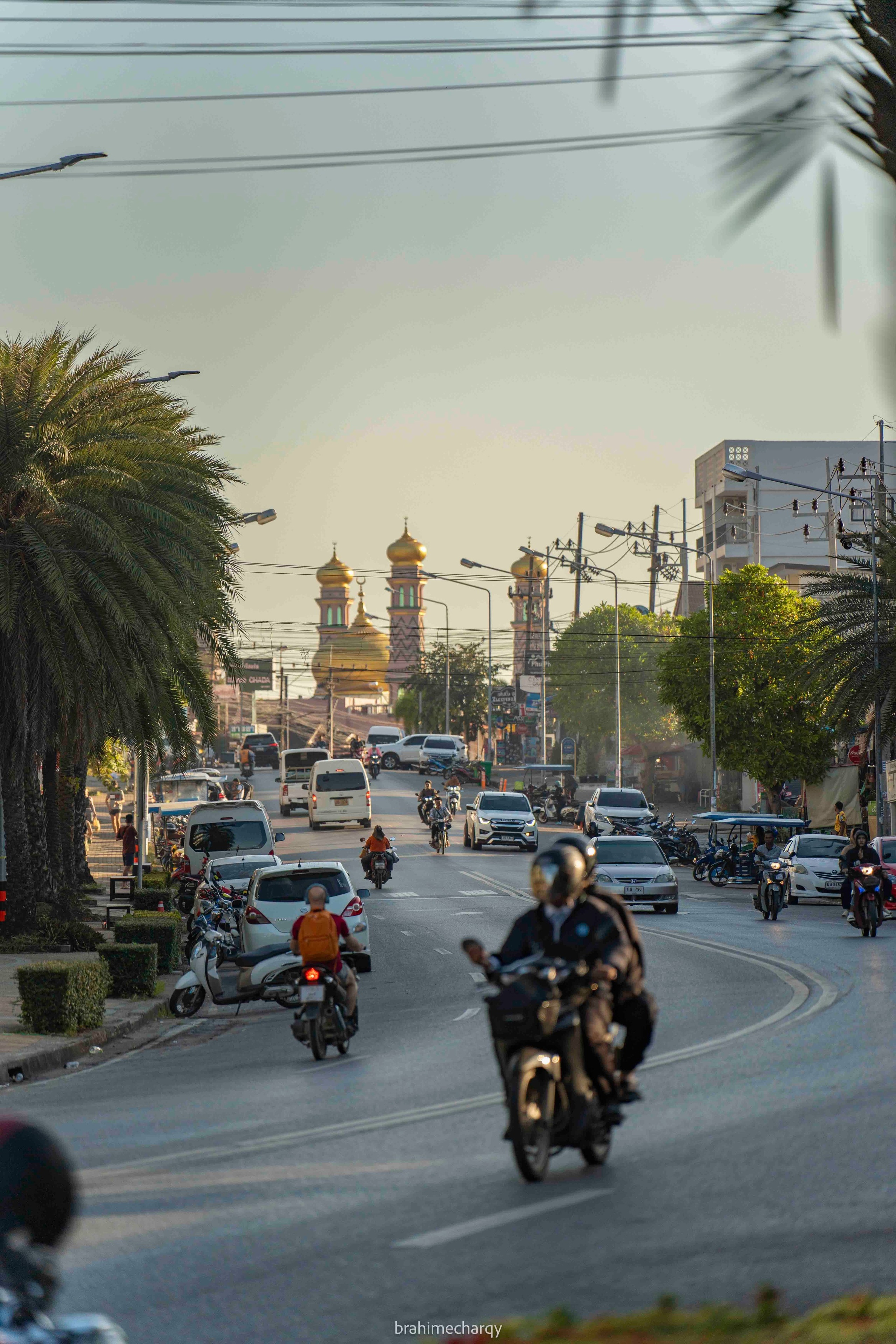 Фото. Брахим — фотограф