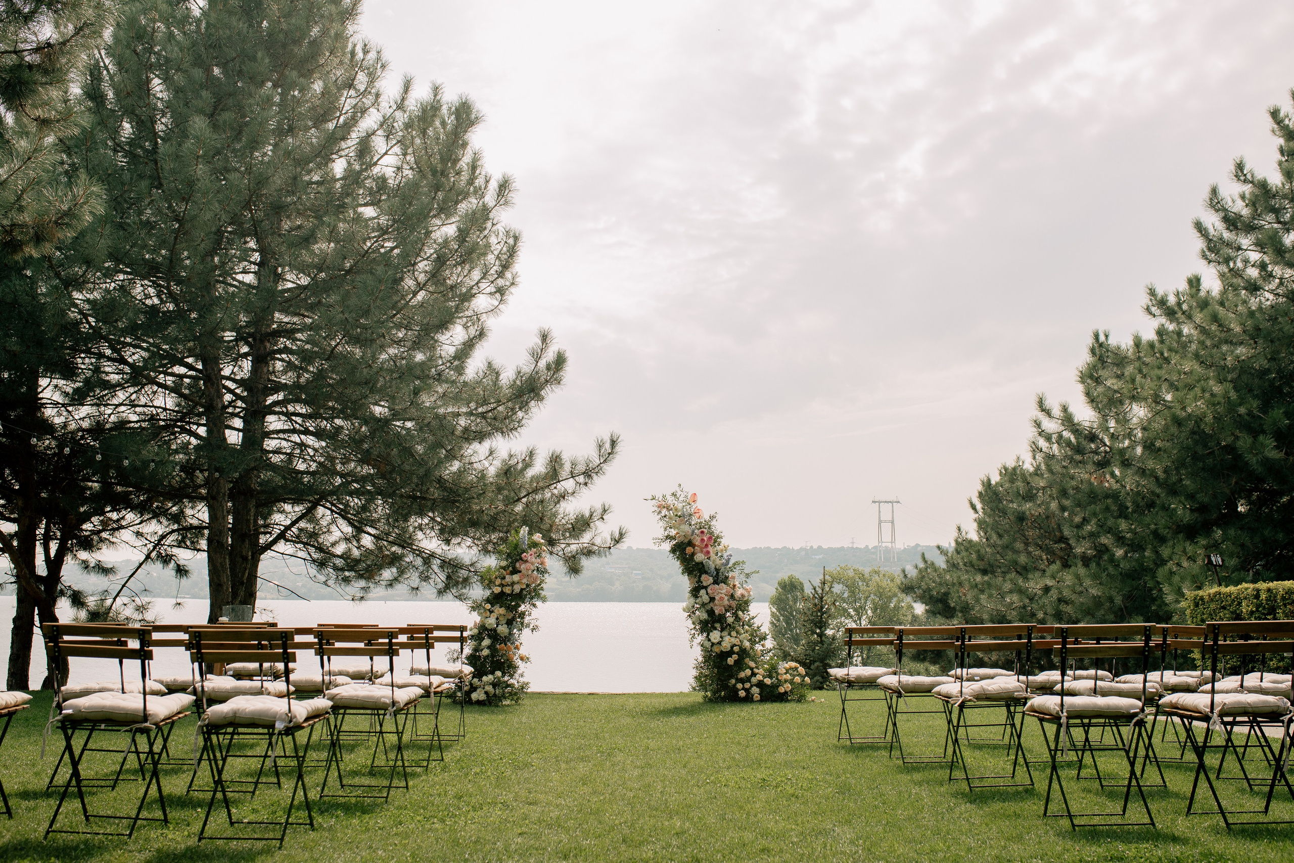 Reportage Wedding. Wedding photographer and videographer Europe