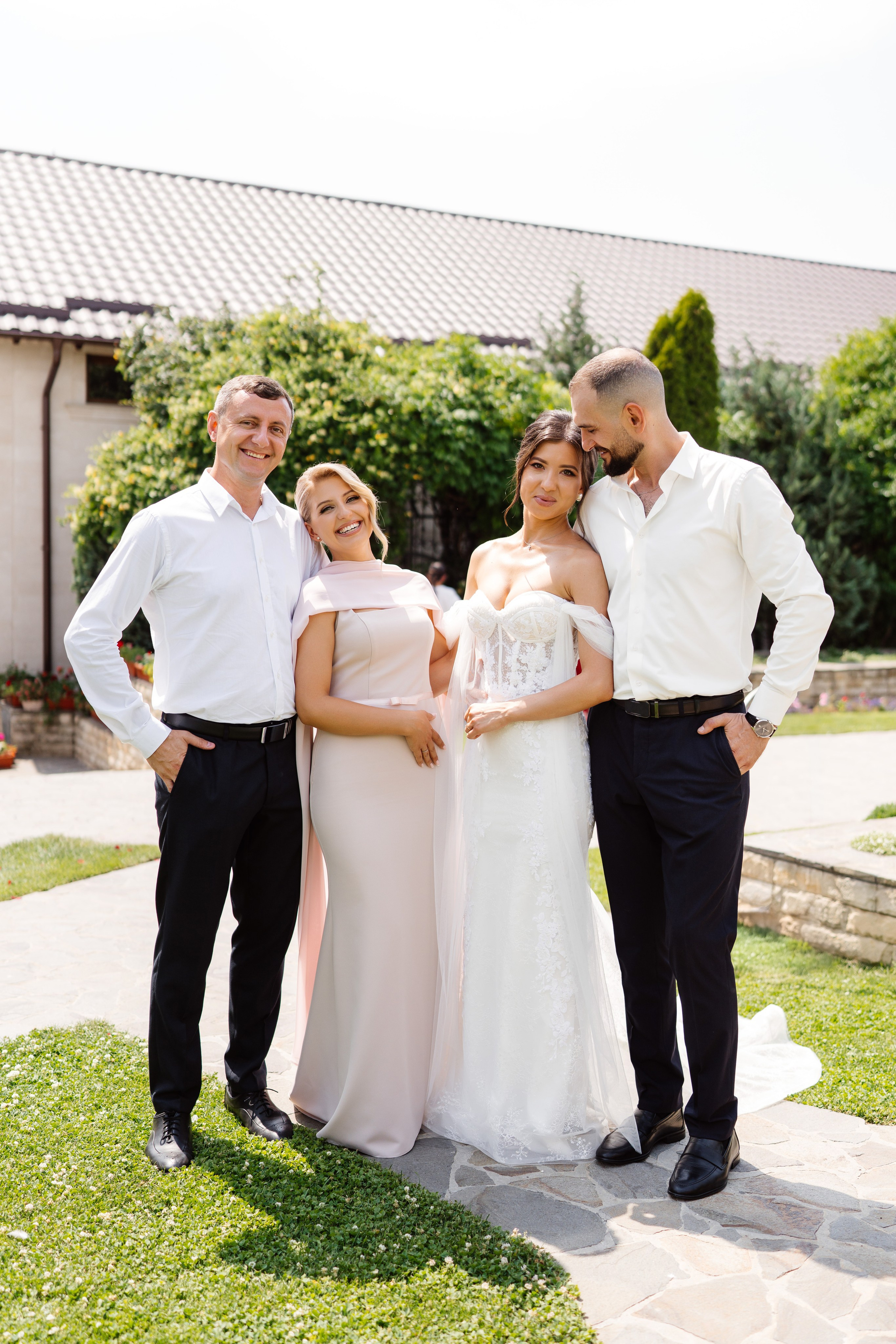 Ion & Tatiana | Cununia religioasă. Home