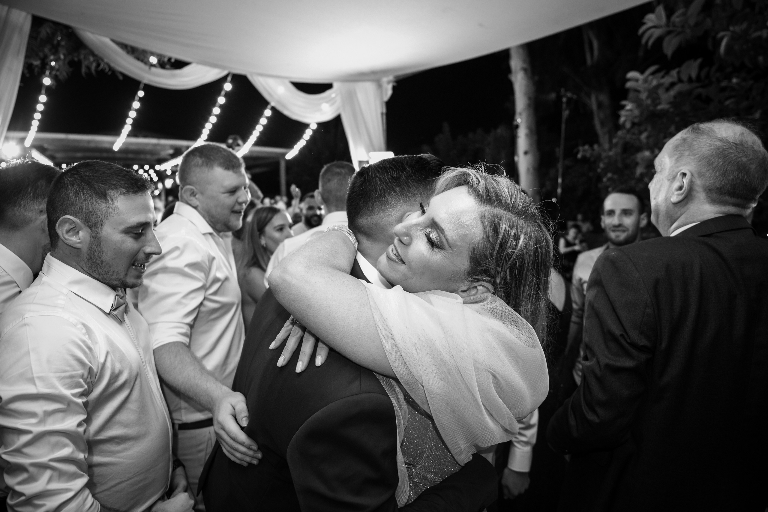 Auneg & Yarin. AMIR BUCHNIK PHOTOGRAPHER