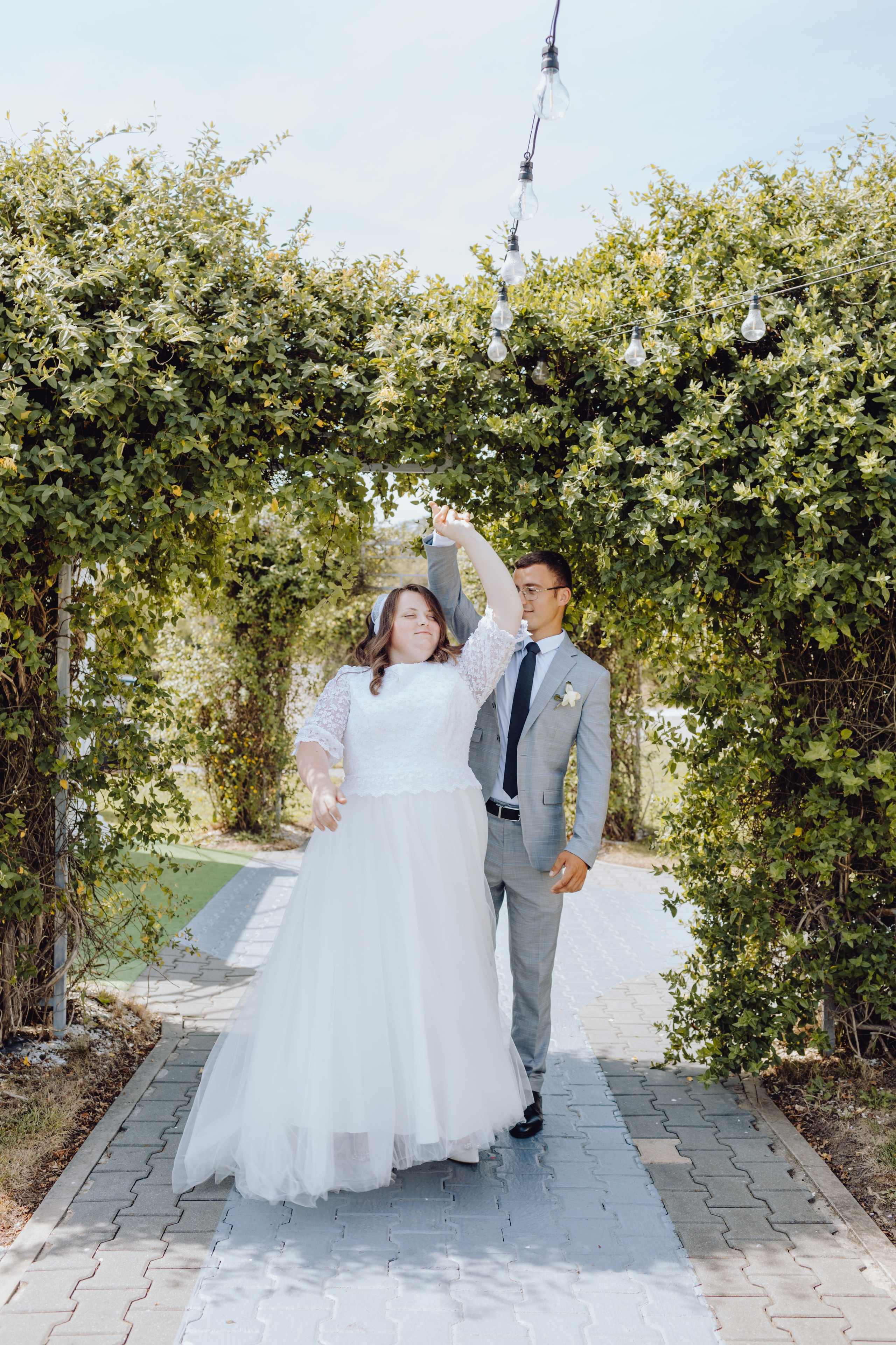 Cristi & Maria. Wedding & couple photographer from Romania Rut Vetan