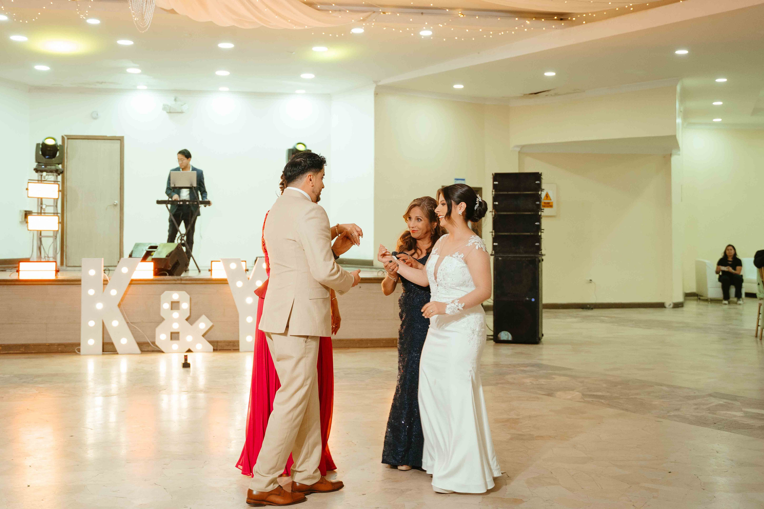 Boda de Kelvin y Yari en Loja | Fotografía y Filmación por Piero Alvarez. Fotógrafo de bodas en Loja Ecuador | Piero Alvarez PH